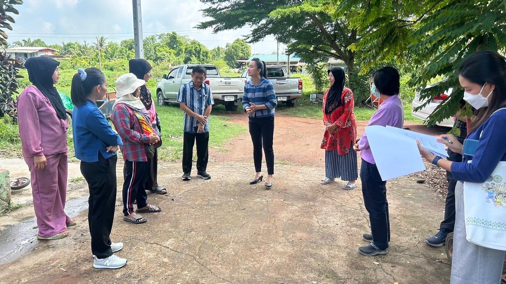 “พช.ฉะเชิงเทรา ลงพื้นที่ติดตามการดำเนินงานกองทุนพัฒนาบทบาทสตรี ”