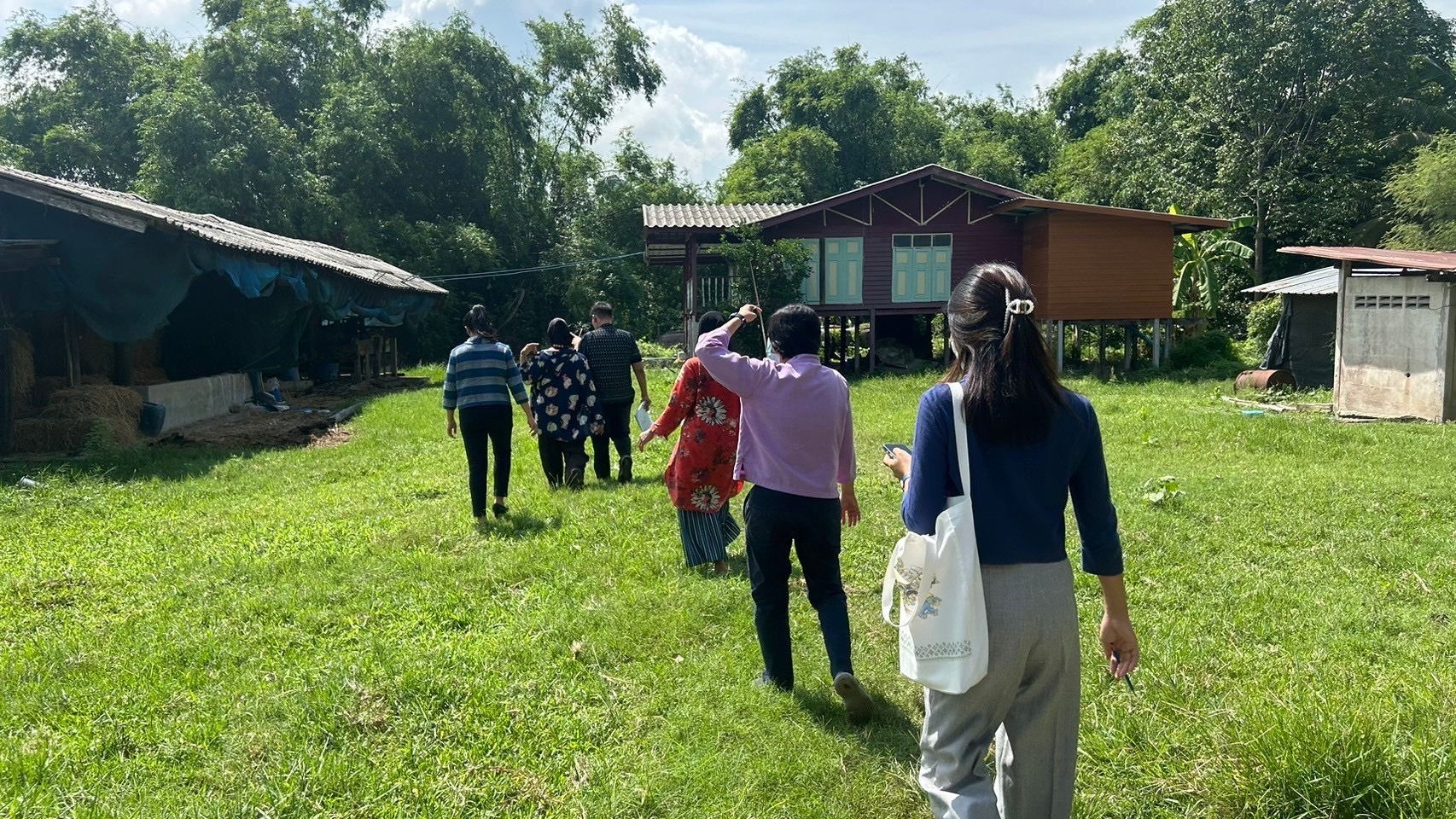 “พช.ฉะเชิงเทรา ลงพื้นที่ติดตามการดำเนินงานกองทุนพัฒนาบทบาทสตรี ”