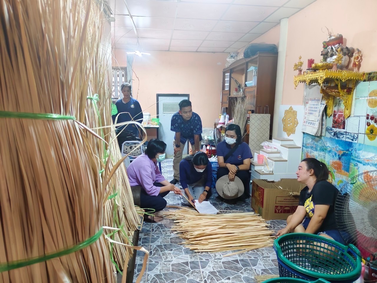 “พช.ฉะเชิงเทรา ลงพื้นที่ติดตามการดำเนินงานกองทุนพัฒนาบทบาทสตรี ”