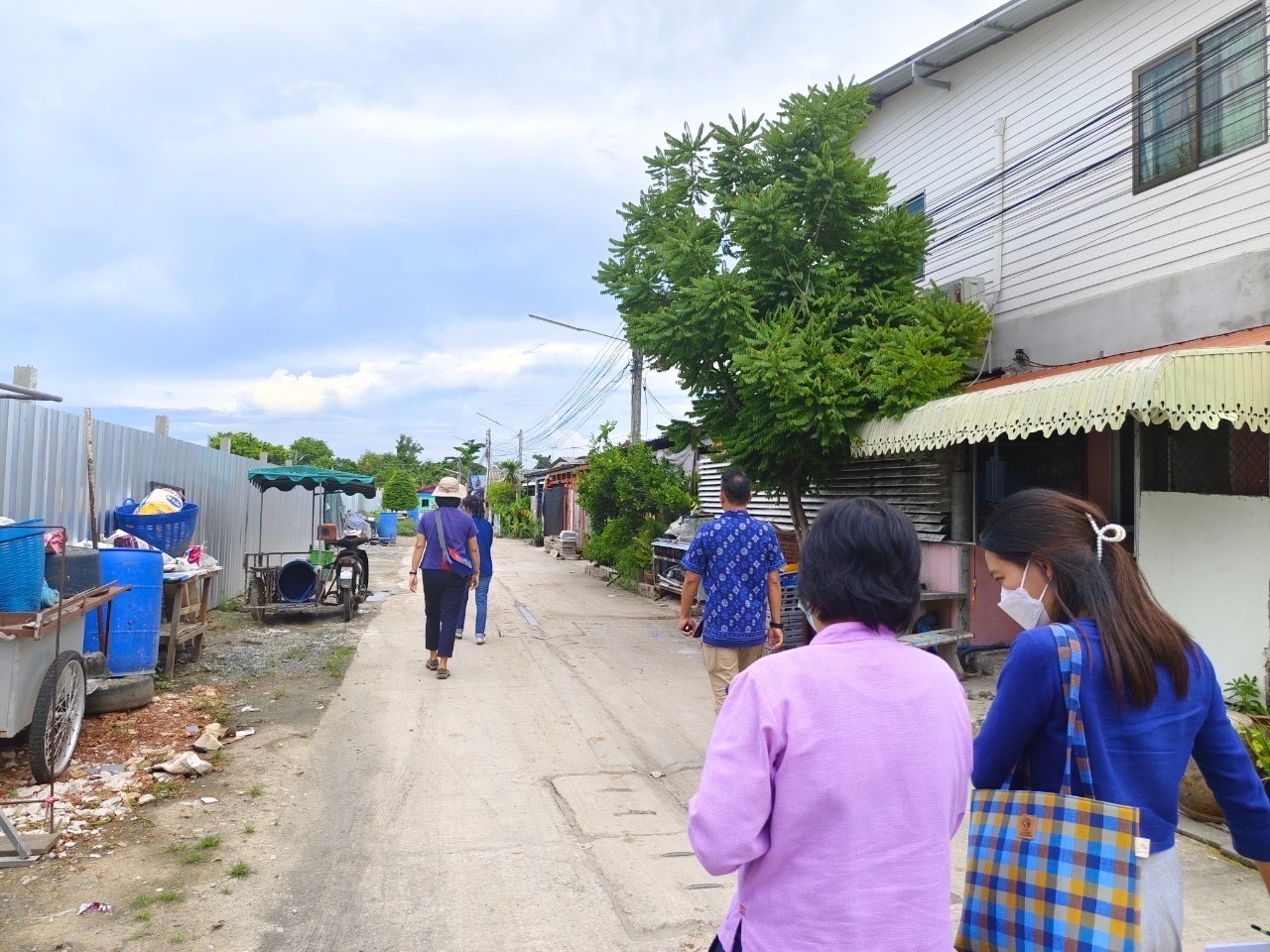 “พช.ฉะเชิงเทรา ลงพื้นที่ติดตามการดำเนินงานกองทุนพัฒนาบทบาทสตรี ”
