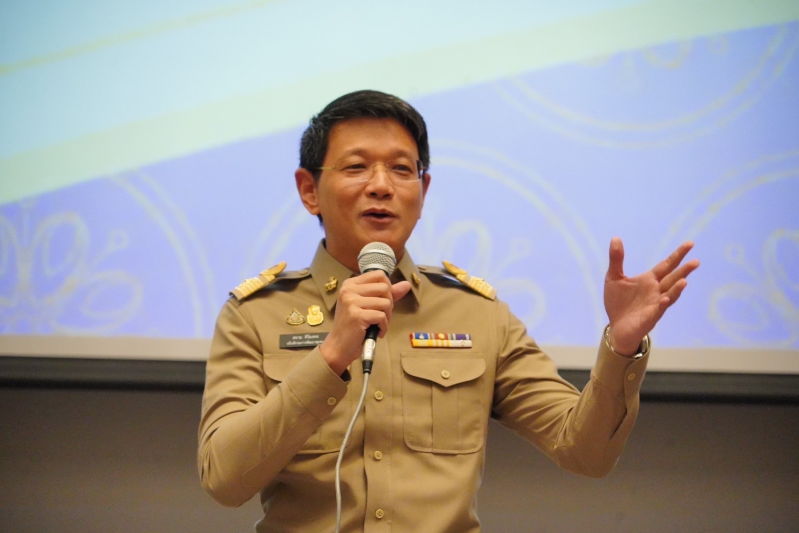 พช. ฉะเชิงเทรา ร่วมโครงการพัฒนากลไกการขับเคลื่อนการดำเนินงานแก้ไขปัญหาหนี้สินครัวเรือนของประชาชน โดยศูนย์จัดการกองทุนชุมชน ประจำปีงบประมาณ 2567