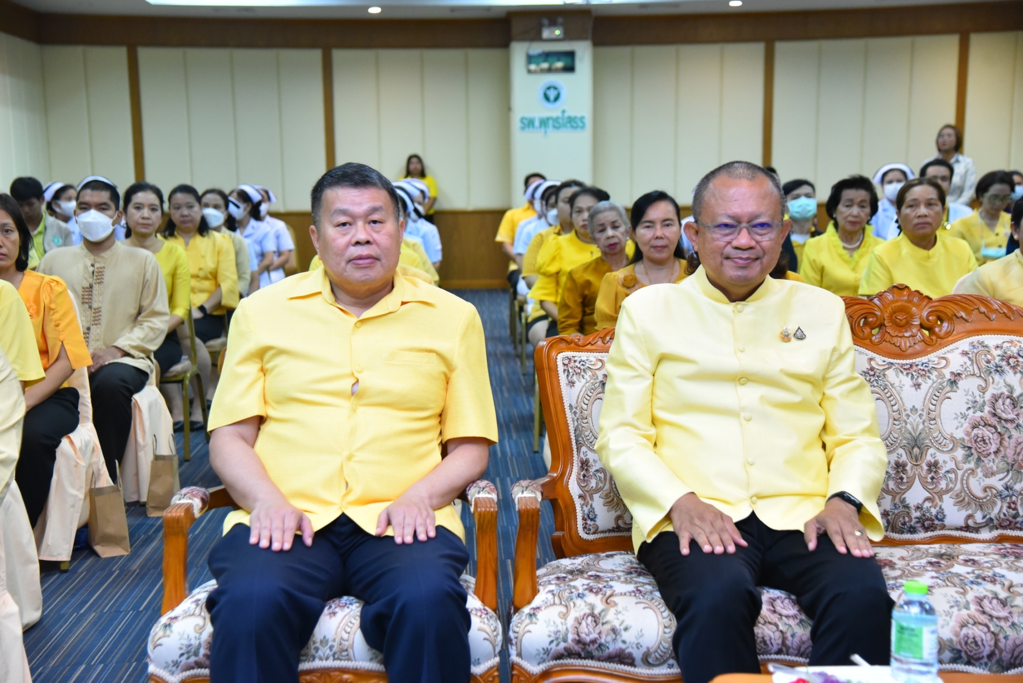 พช.ฉะเชิงเทรา ร่วมพิธีมอบอุปกรณ์ทางการแพทย์ให้แก่โรงพยาบาลพุทธโสธรตาม “โครงการจัดหาอุปกรณ์ทางการแพทย์ เฉลิมพระเกียรติพระบาทสมเด็จพระเจ้าอยู่หัวเนื่องในโอกาสพระราชพิธีมหามงคลเฉลิมพระชนมพรรษา ๖ รอบ๒๘ กรกฎาคม ๒๕๖๗” โดย สมาคมแม่บ้านมหาดไทย กระทรวงมหาดไทย ชมรมแม่บ้านมหาดไทย