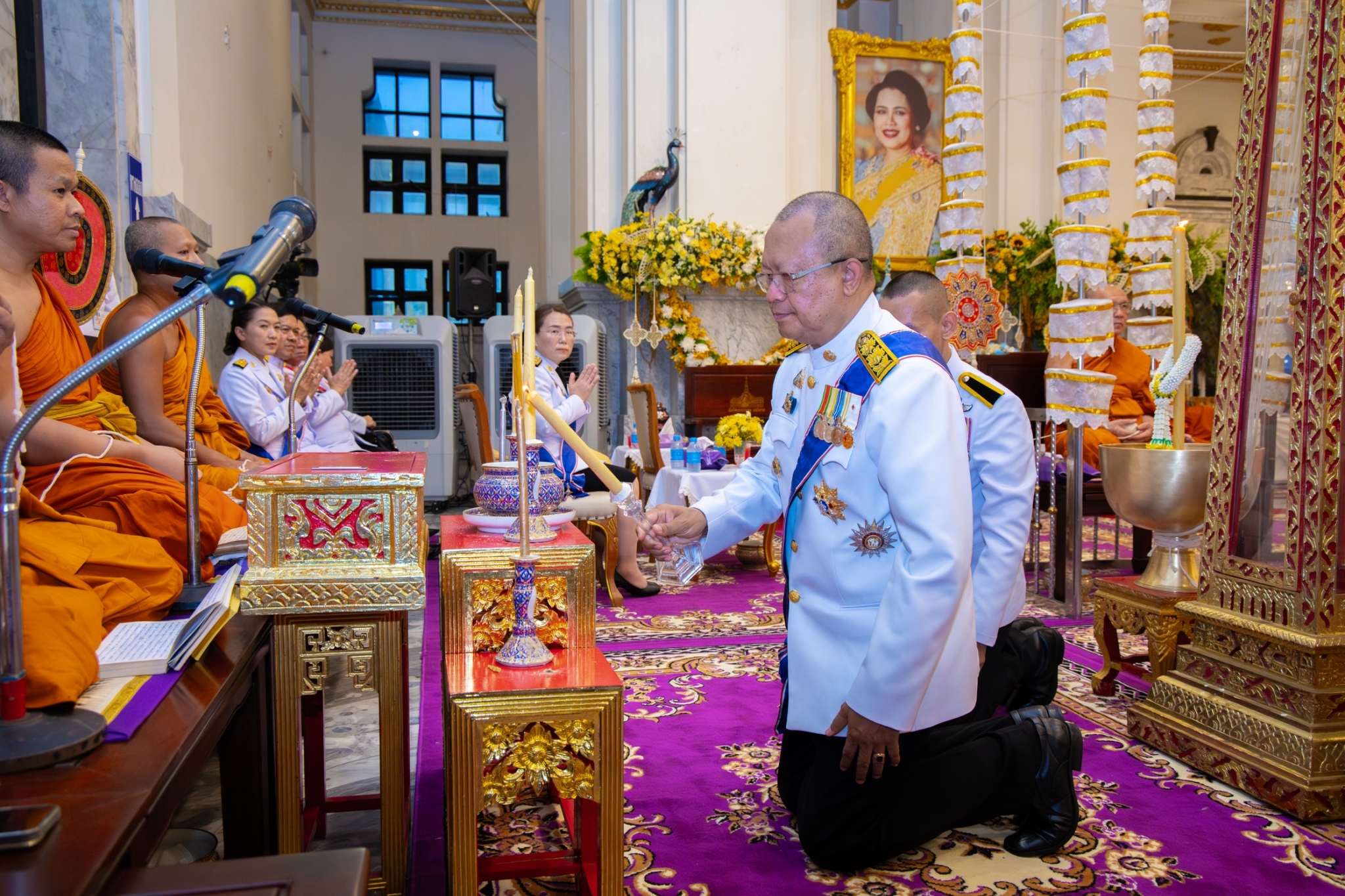 พช. ฉะเชิงเทรา ร่วมพิธีจัดทำน้ำพระพุทธมนต์ศักดิ์สิทธิ์ของจังหวัด งานเฉลิมพระเกียรติพระบาทสมเด็จพระเจ้าอยู่หัว เนื่องในโอกาสมหามงคลเฉลิมพระชนมพรรษา 6 รอบ 28 กรกฎาคม 2567