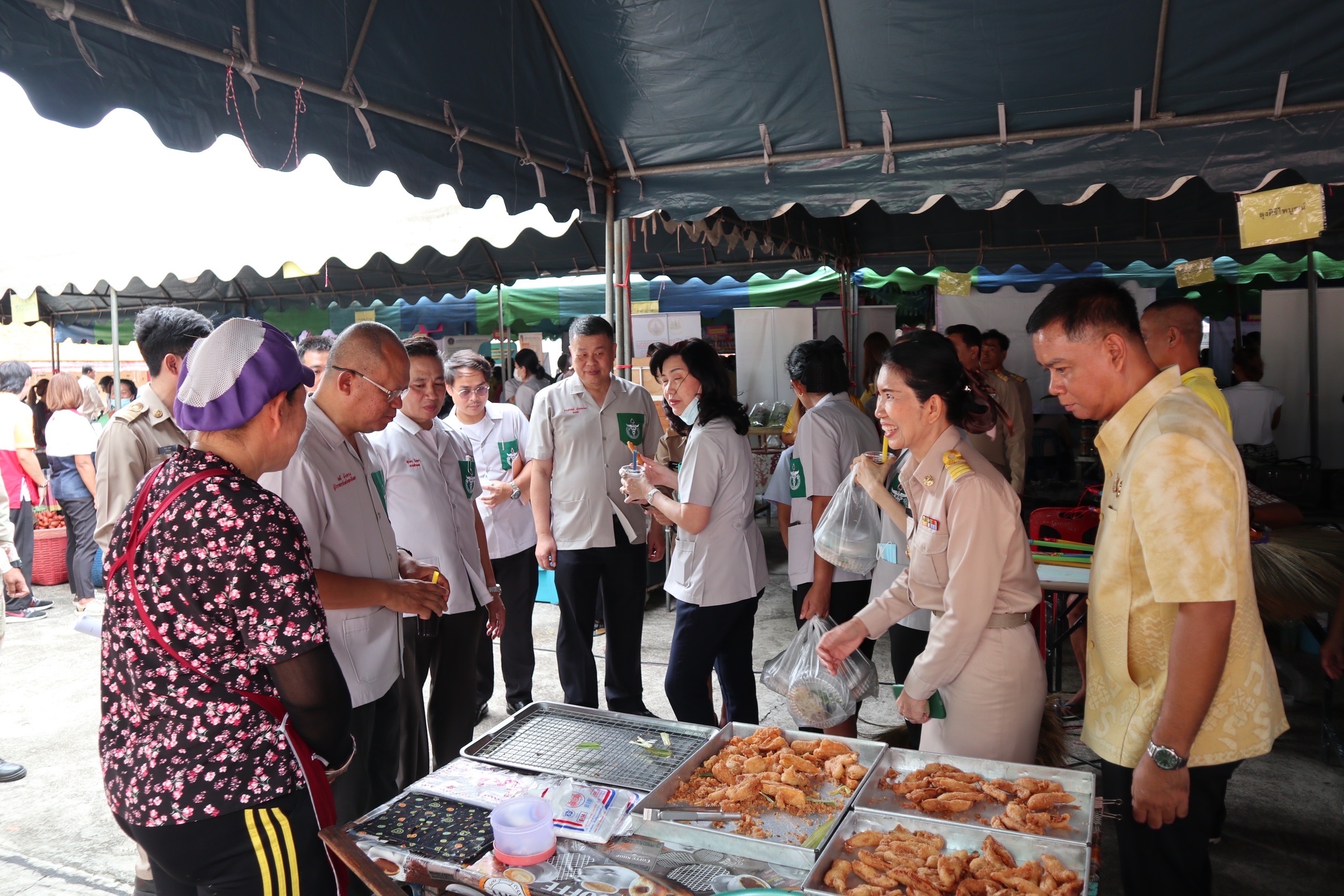 พช. ฉะเชิงเทรา ร่วมโครงการ “จังหวัดฉะเชิงเทรา บำบัดทุกข์ บำรุงสุข สร้างรอยยิ้มให้ประชาชน” ประจำปีงบประมาณ พ.ศ. 2567