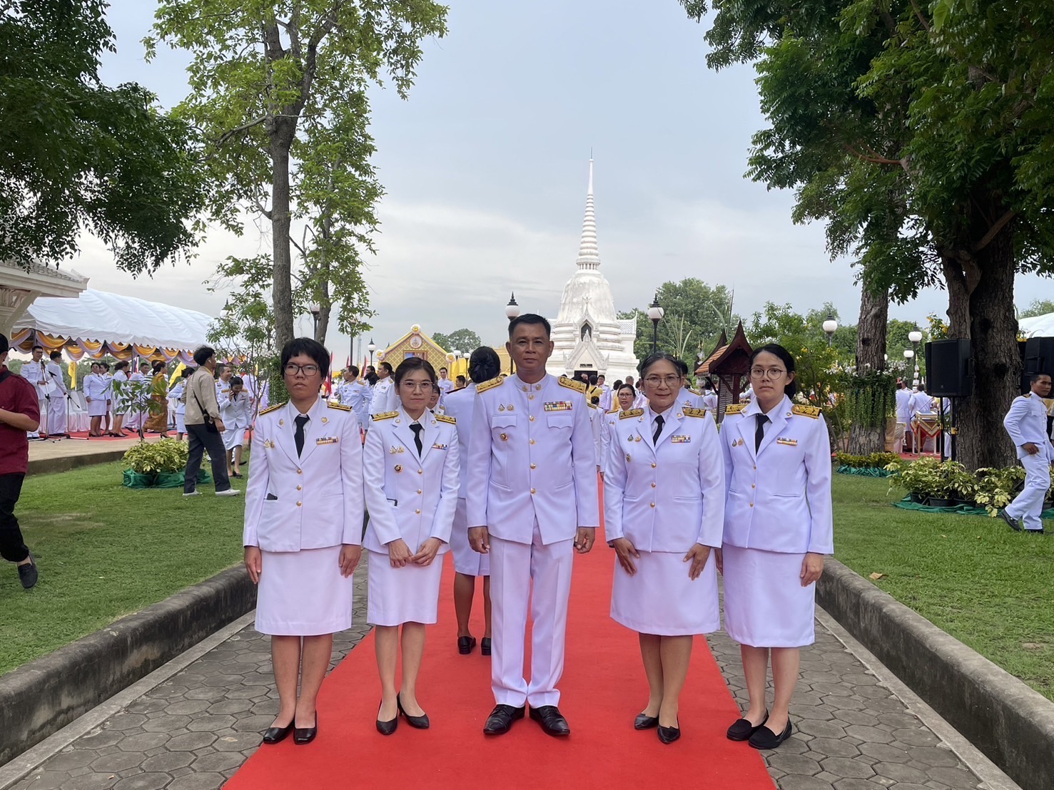 พช. ฉะเชิงเทรา ร่วมพิธีเจริญพระพุทธมนต์ เจริญจิตภาวนา เฉลิมพระเกียรติถวายพระพรชัยมงคลแด่ พระบาทสมเด็จพระเจ้าอยู่หัว และพระบรมวงศานุวงศ์ทุกพระองค์ เนื่องในโอกาสวันมหามงคลเฉลิมพระชนมพรรษา 6 รอบ 28 กรกฎาคม 2567