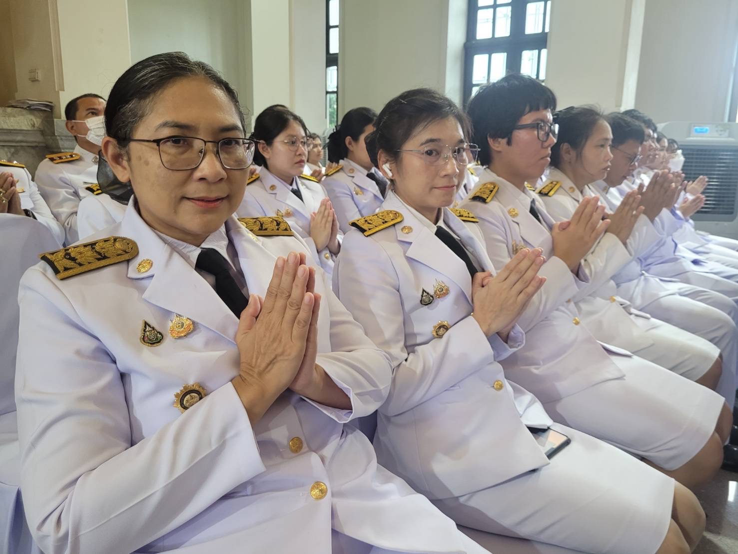 พช. ฉะเชิงเทรา ร่วมพิธีเจริญพระพุทธมนต์ เจริญจิตภาวนา เฉลิมพระเกียรติถวายพระพรชัยมงคลแด่ พระบาทสมเด็จพระเจ้าอยู่หัว และพระบรมวงศานุวงศ์ทุกพระองค์ เนื่องในโอกาสวันมหามงคลเฉลิมพระชนมพรรษา 6 รอบ 28 กรกฎาคม 2567