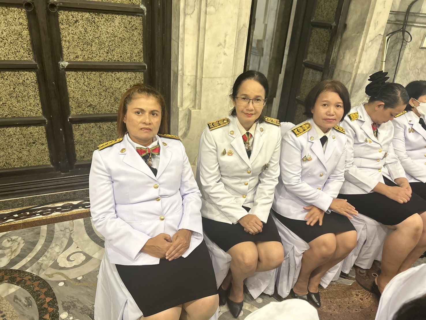 พช. ฉะเชิงเทรา ร่วมพิธีจัดทำน้ำพระพุทธมนต์ศักดิ์สิทธิ์ของจังหวัด งานเฉลิมพระเกียรติพระบาทสมเด็จพระเจ้าอยู่หัว เนื่องในโอกาสมหามงคลเฉลิมพระชนมพรรษา 6 รอบ 28 กรกฎาคม 2567