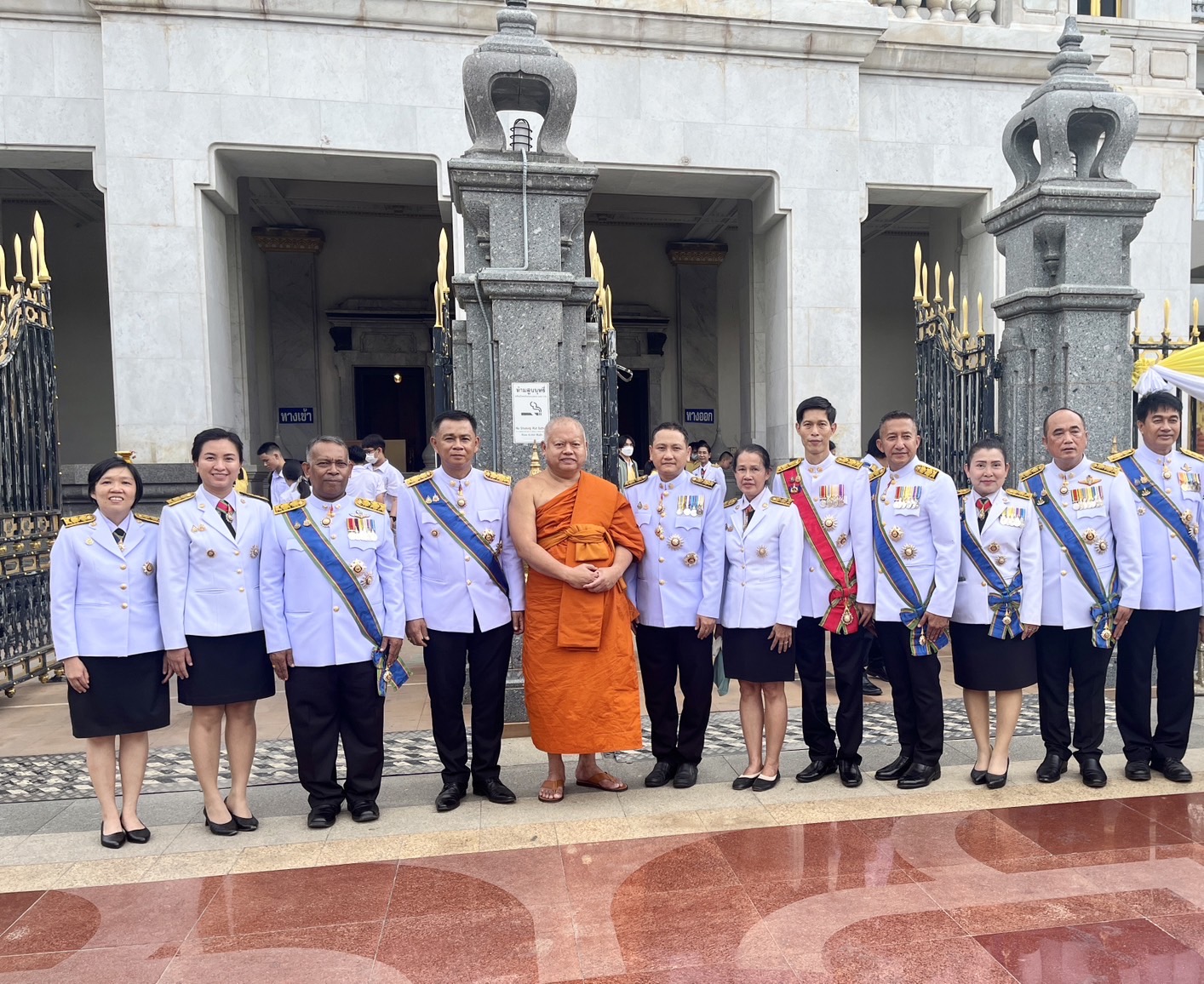 พช. ฉะเชิงเทรา ร่วมพิธีจัดทำน้ำพระพุทธมนต์ศักดิ์สิทธิ์ของจังหวัด งานเฉลิมพระเกียรติพระบาทสมเด็จพระเจ้าอยู่หัว เนื่องในโอกาสมหามงคลเฉลิมพระชนมพรรษา 6 รอบ 28 กรกฎาคม 2567