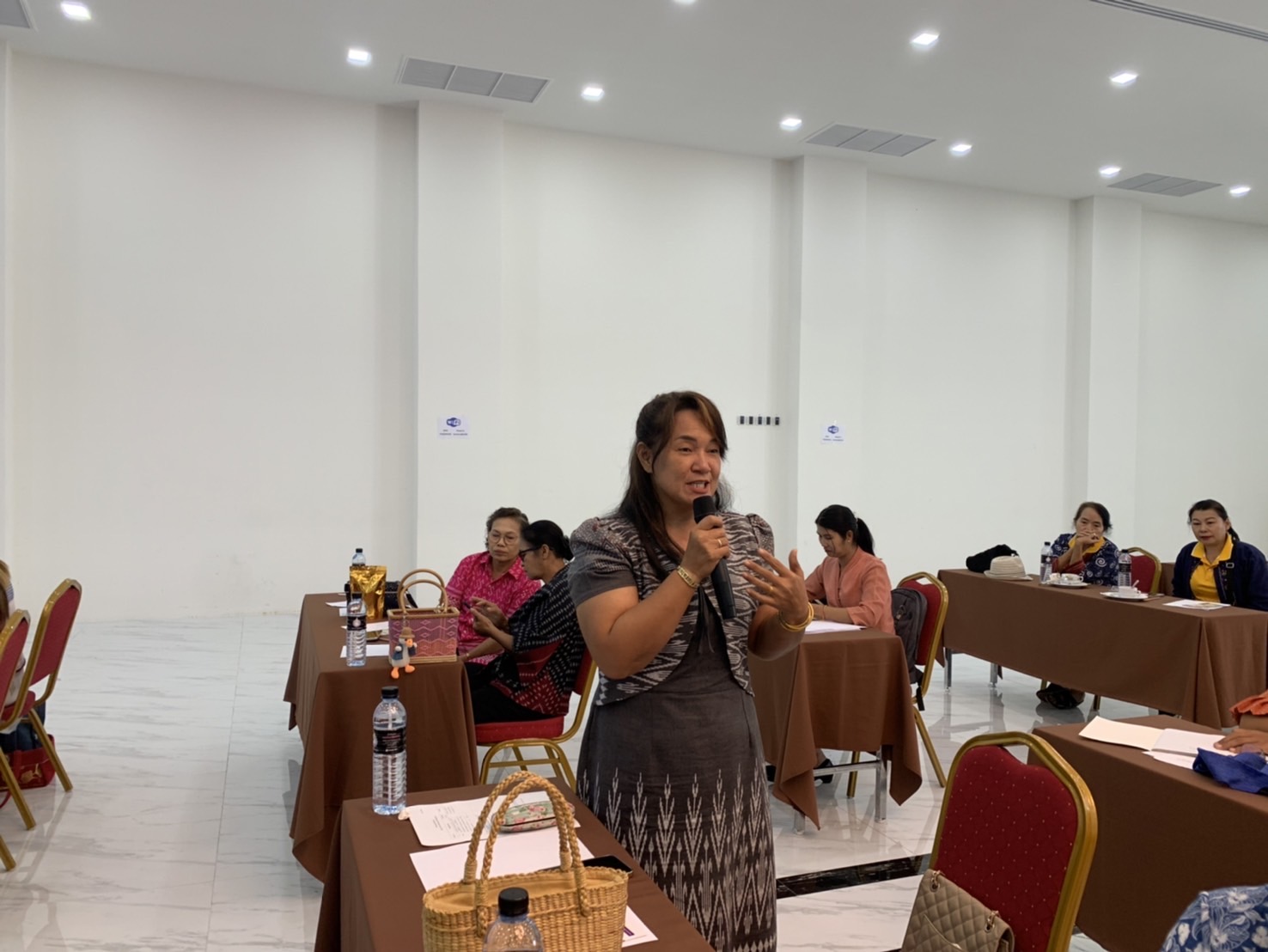 พช. ฉะเชิงเทรา เปิดโครงการส่งเสริมกระบวนการเครือข่ายองค์ความรู้ (Knowledge – Based OTOP : KBO) กิจกรรมประชุมเชิงปฏิบัติการให้ความรู้แก่ผู้ผลิต ผู้ประกอบการ OTOP