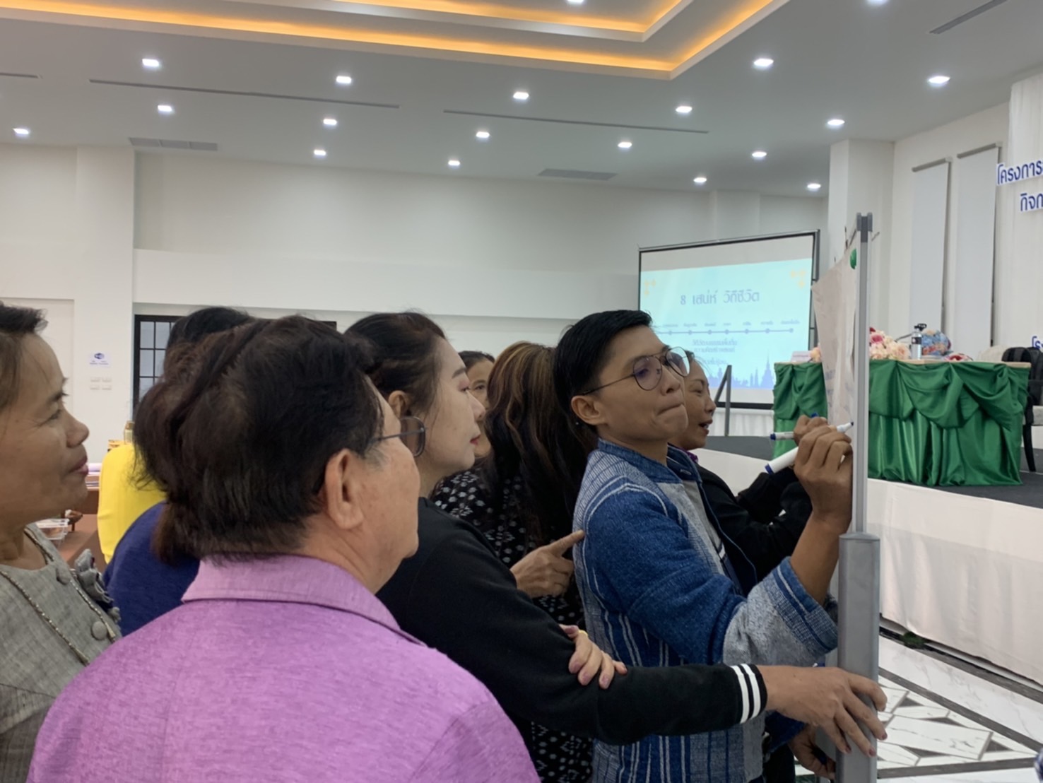 พช.ฉะเชิงเทรา ดำเนินโครงการส่งเสริมกระบวนการเครือข่ายองค์ความรู้ (Knowledge – Based OTOP : KBO) กิจกรรมประชุมเชิงปฏิบัติการให้ความรู้แก่ผู้ผลิต ผู้ประกอบการ OTOP