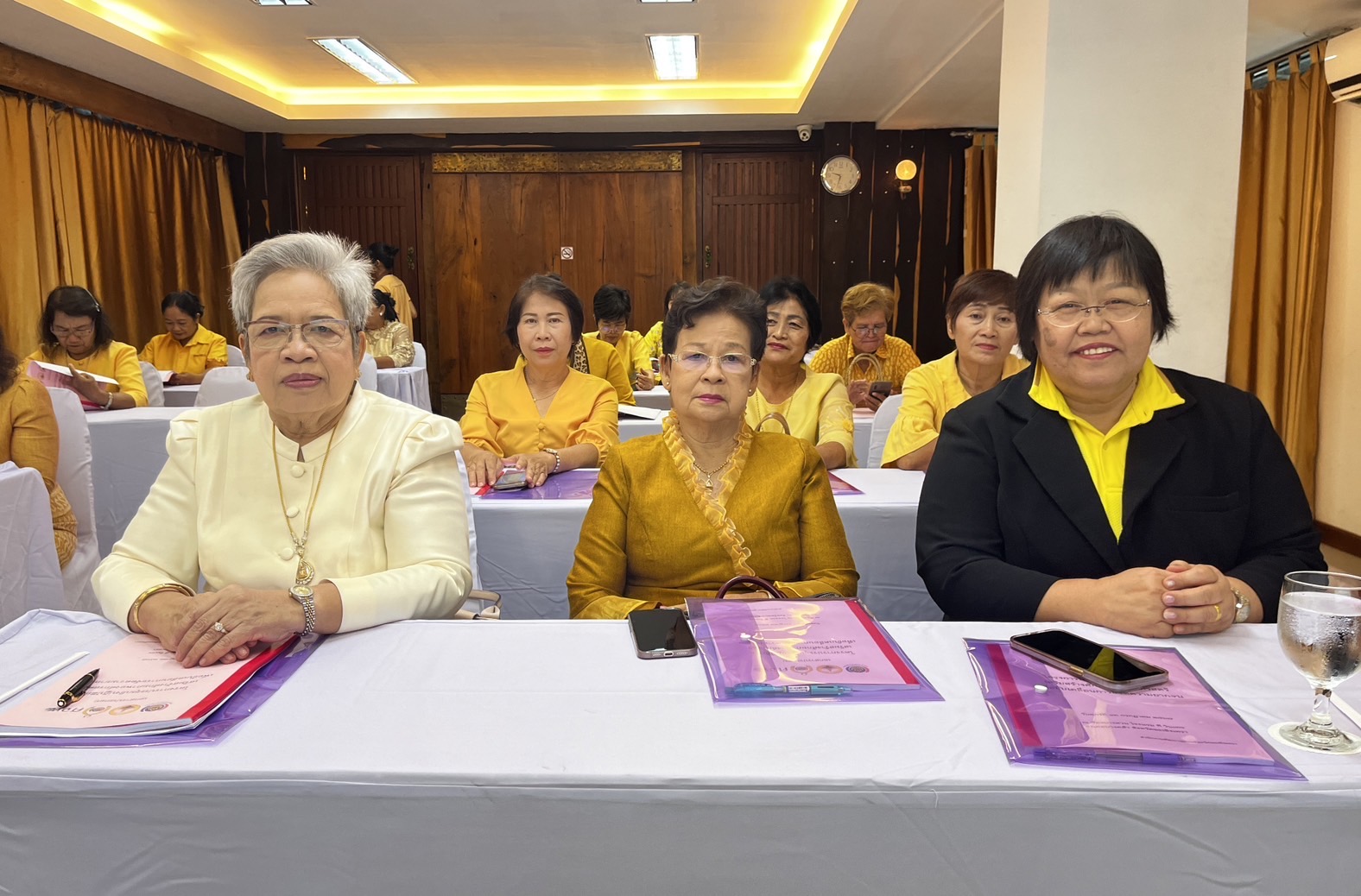 พช.ฉะเชิงเทรา ดำเนินการโครงการประชุมเชิงปฏิบัติการคณะกรรมการพัฒนาสตรีจังหวัดขับเคลื่อนงานขจัดความยากจน