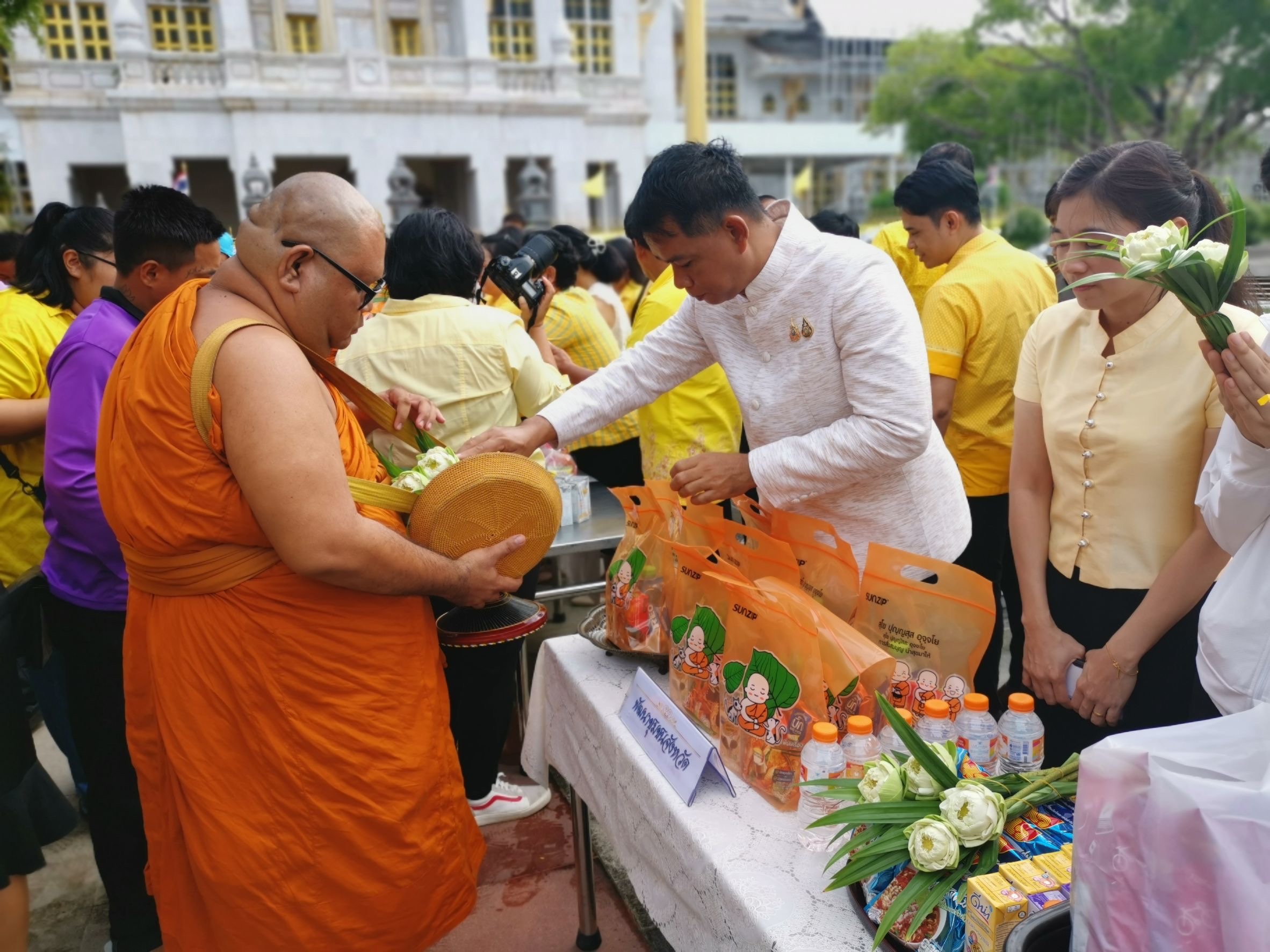 !! พช. ฉะเชิงเทรา ร่วมกิจกรรมส่งเสริมการเผยแผ่พระพุทธศาสนา เนื่องในเทศกาลวันอาสาฬหบูชาและวันเข้าพรรษา พุทธศักราช 2567