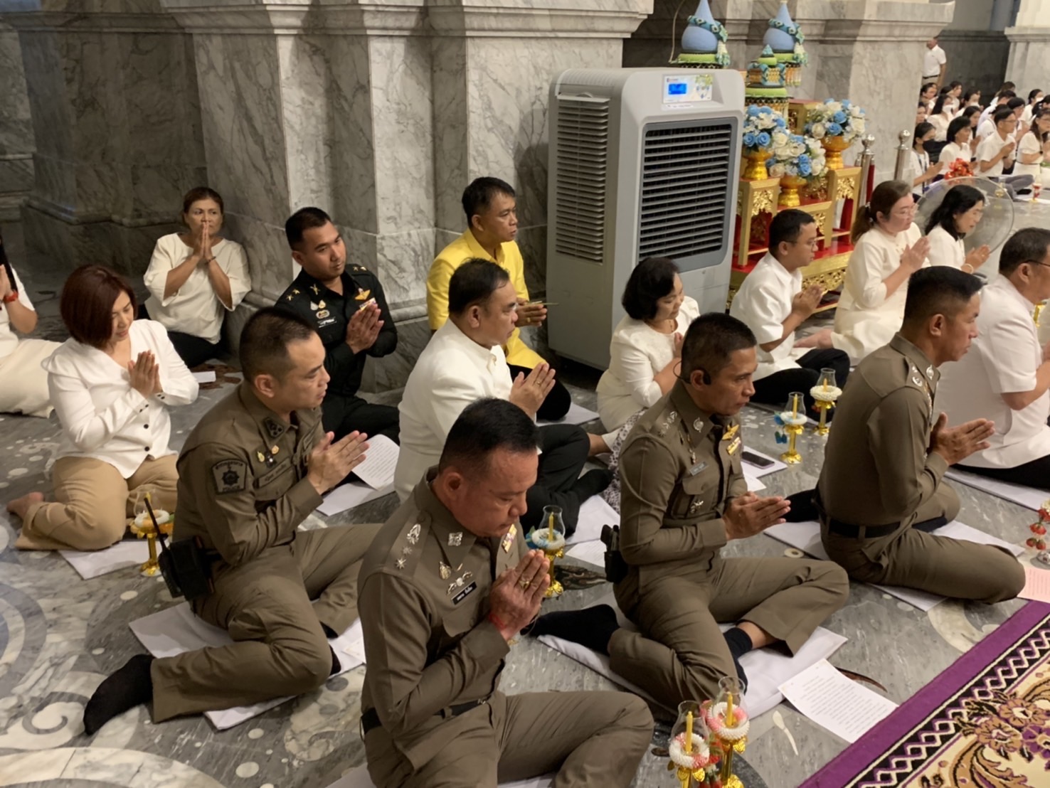 !! พช. ฉะเชิงเทรา ร่วมกิจกรรมเวียนเทียนเนื่องในเทศกาลวันอาสาฬหบูชาและวันเข้าพรรษา พุทธศักราช 2567