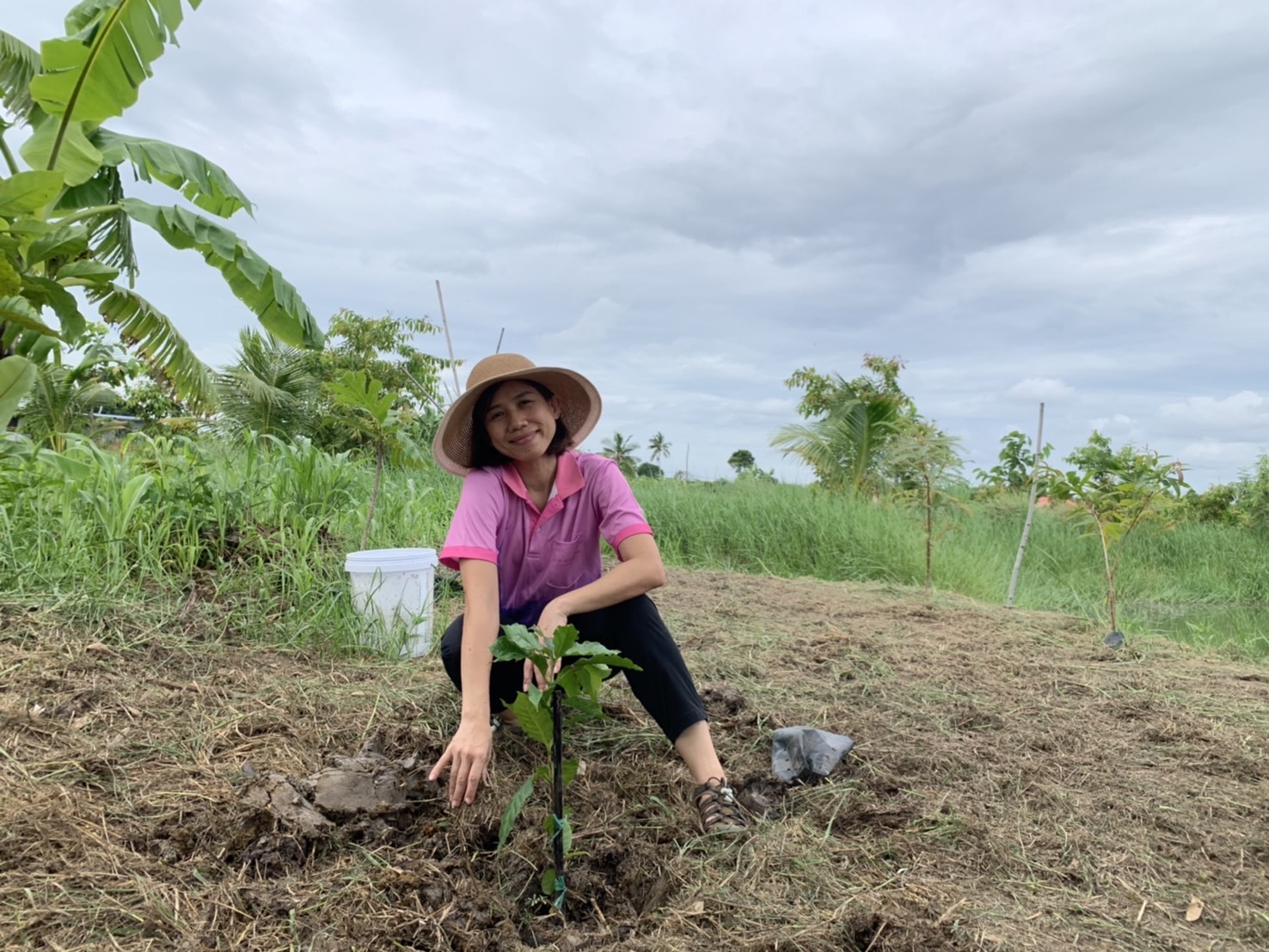 พช.ฉะเชิงเทรา ปิดโครงการส่งเสริมและสนับสนุนกิจกรรมอนุรักษ์พันธุกรรมพืช ตามโครงการอนุรักษ์พันธุกรรมพืชอันเนื่องมาจากพระราชดำริ สมเด็จพระเทพรัตนราชสุดาฯ สยามบรมราชกุมารี (อพ.สธ.)