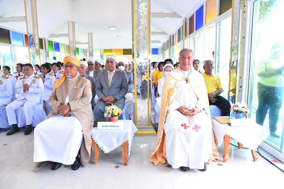 พช.ฉะเชิงเทรา ร่วมทำบุญตักบาตร เนื่องในโอกาสพระราชพิธีมหามงคลเฉลิมพระชนมพรรษา 6 รอบ 28 กรกฎาคม 2567 ที่วัดโสธวรารามวรวิหาร