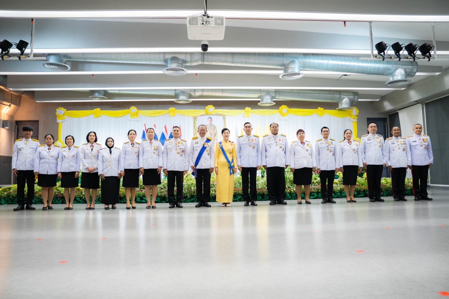 พช.ฉะเชิงเทรา ร่วมงานสโมสรสันนิบาต เฉลิมพระเกียรติ พระบาทสมเด็จพระเจ้าอยู่หัวเนื่องในโอกาสพระราชพิธีมหามงคลเฉลิมพระชนมพรรษา 6 รอบ 28 กรกฎาคม￼ 2567 จังหวัดฉะเชิงเทรา