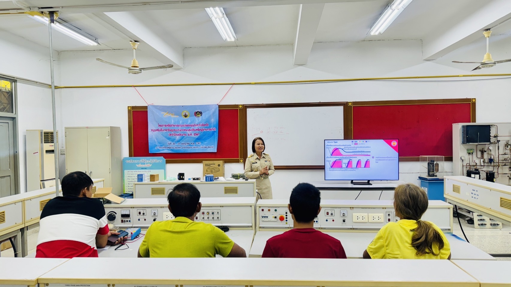 พช.ฉะเชิงเทรา ฝึกอบรมโครงการเครือข่ายกองทุนแม่ของแผ่นดินระดับจังหวัด หนุนเสริมสัมมาชีพชุมชนแก่เยาวชนกลุ่มเสี่ยงหรือผู้ผ่านการบำบัด