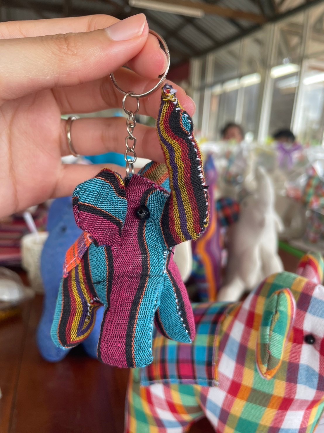 พช. ฉะเชิงเทรา ติดตาม สนับสนุนการดำเนินงานตามโครงการพัฒนาศักยภาพผู้ประกอบการสู่ยุค 4.0 กิจกรรมติดตามสนับสนุนการนำความรู้ไปประยุกต์ใช้ในการเพิ่มช่องทางการจำหน่าย