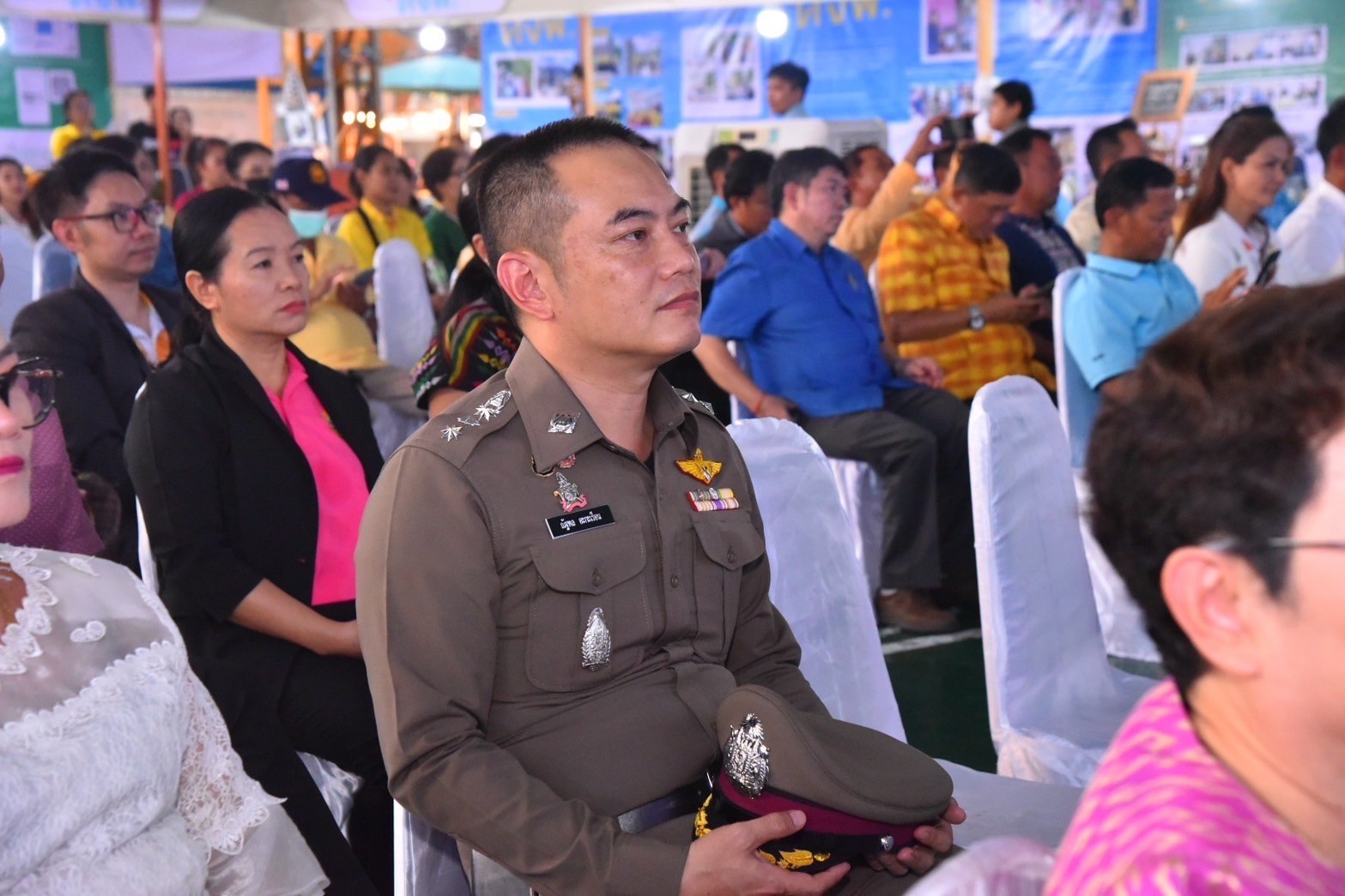 สุดยิ่งใหญ่ ! แปดริ้วรวมพลังประกาศความสำเร็จขจัดความยากจน โชว์วิถี 5 เซียนแก้จน 16 นิทรรศการความสำเร็จ !!