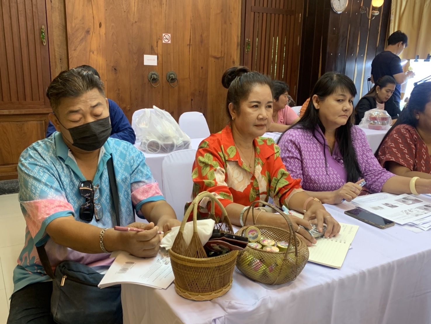 พช. ฉะเชิงเทรา ดำเนินโครงการพัฒนาผลิตภัณฑ์ OTOP กลุ่มปรับตัวสู่การพัฒนา (Quadrant D) ให้มีคุณภาพมาตรฐาน