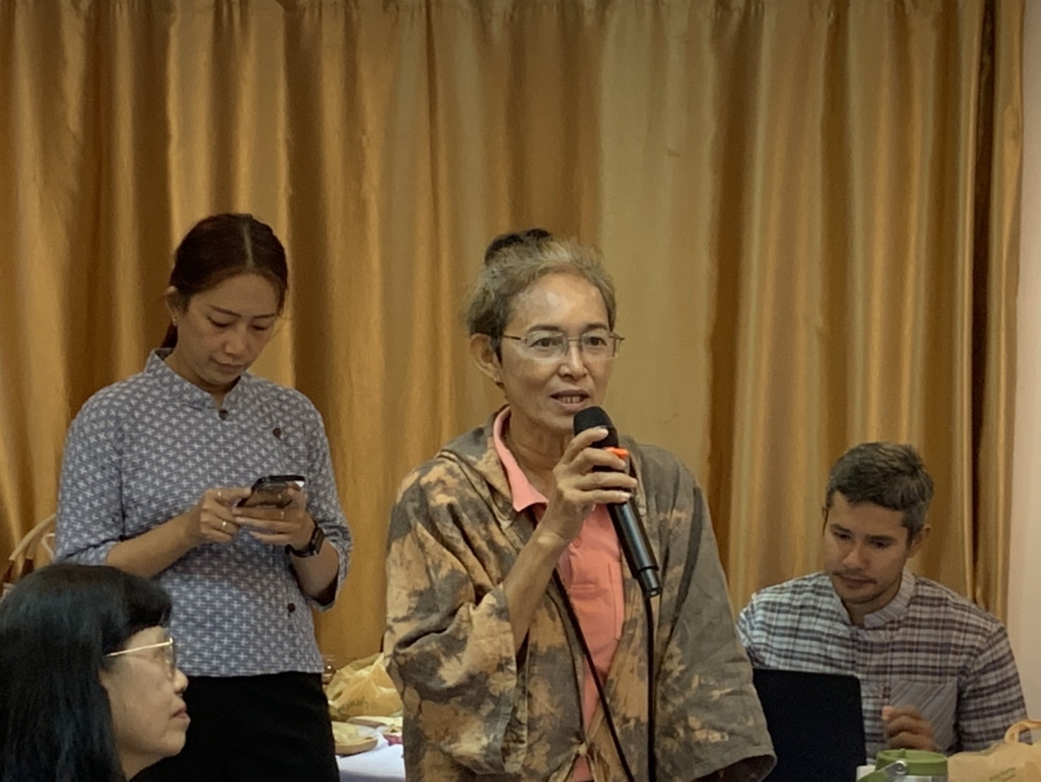 พช. ฉะเชิงเทรา ดำเนินโครงการพัฒนาผลิตภัณฑ์ OTOP กลุ่มปรับตัวสู่การพัฒนา (Quadrant D) ให้มีคุณภาพมาตรฐาน