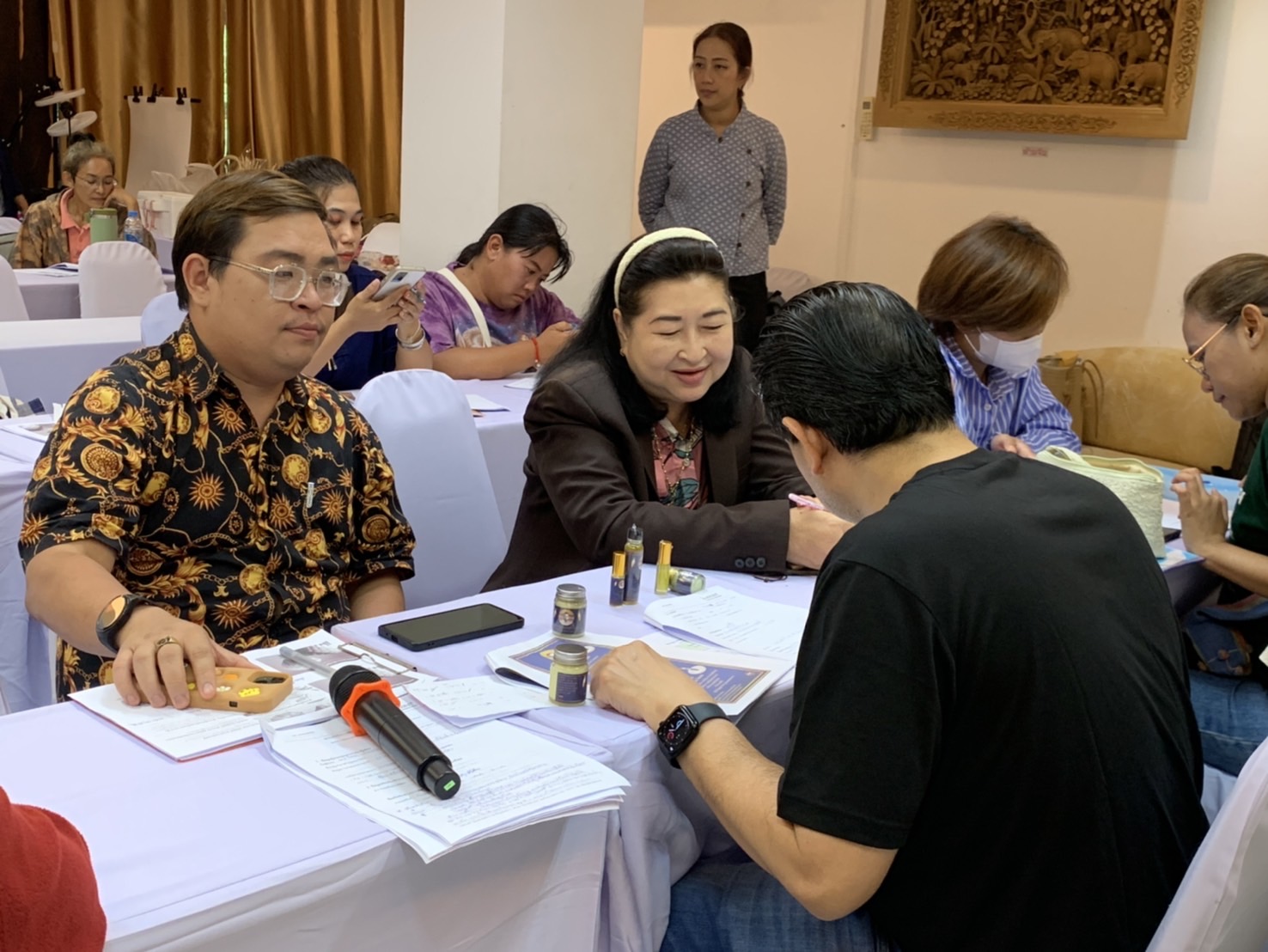 พช. ฉะเชิงเทรา ดำเนินโครงการพัฒนาผลิตภัณฑ์ OTOP กลุ่มปรับตัวสู่การพัฒนา (Quadrant D) ให้มีคุณภาพมาตรฐาน