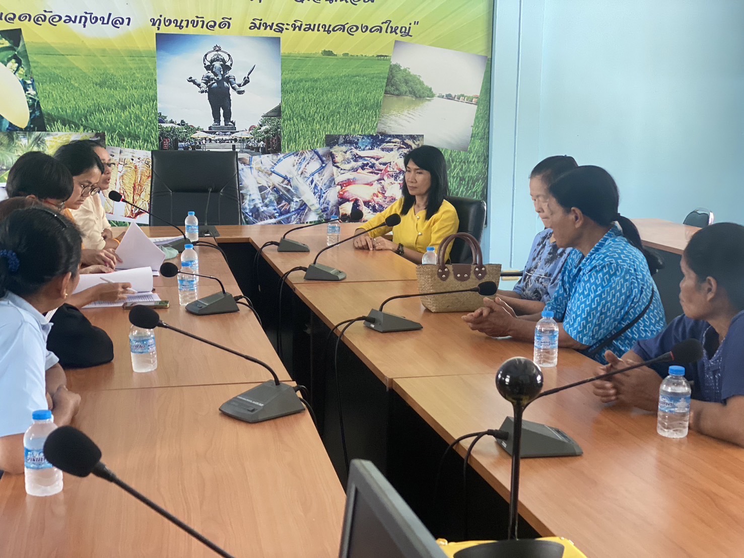 พช. ฉะเชิงเทรา ร่วมประชุมคณะอนุกรรมการสวัสดิการภายในศาลากลางจังหวัด