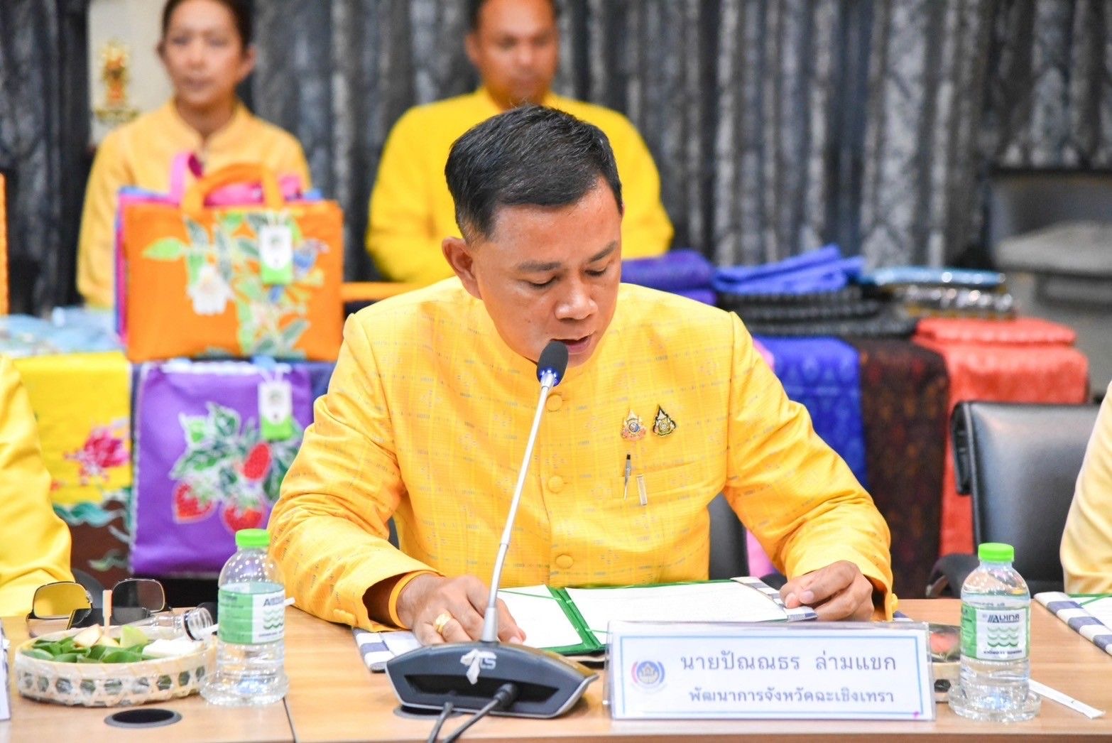 พช. ฉะเชิงเทรา จัดทำบันทึกข้อตกลงว่าด้วยการประสานความร่วมมือการส่งเสริมและสนับสนุนการใช้และสวมใส่ผ้าไทย