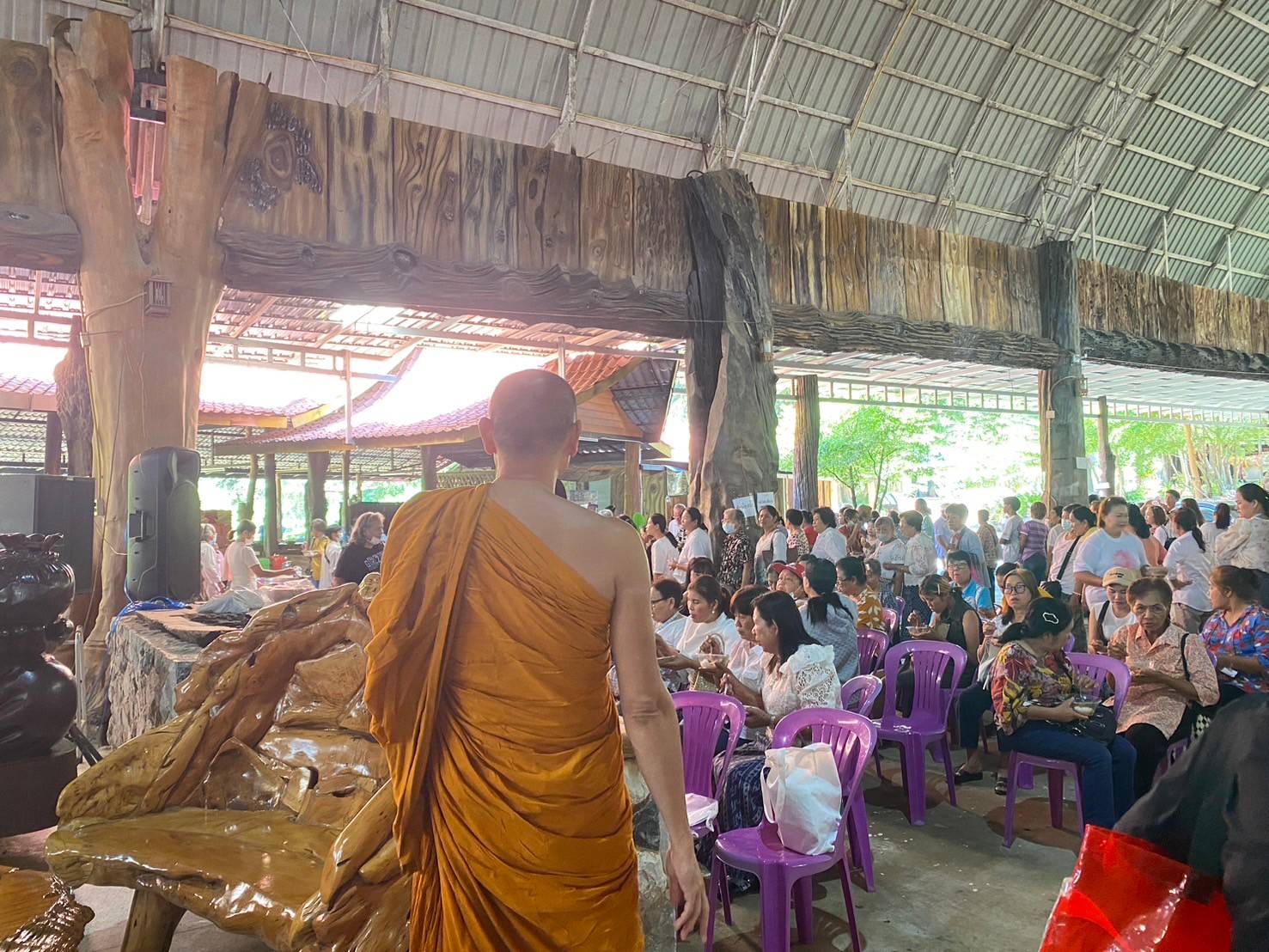 พช. ฉะเชิงเทรา ร่วมกิจกรรมปลูกต้นไม้เฉลิมพระเกียรติพระบาทสมเด็จพระเจ้าอยู่หัว เนื่องในโอกาสมหามงคลเฉลิมพระชนมพรรษา ๖ รอบ หรือ 72 พรรษา ในวันที่ 28 กรกฎาคม 2567 พร้อมทั้งทำบุญทอดผ้าป่า 9 วัด ในพื้นที่อำเภอพนมสารคาม อำเภอท่าตะเกียบ และอำเภอสนามชัยเขต