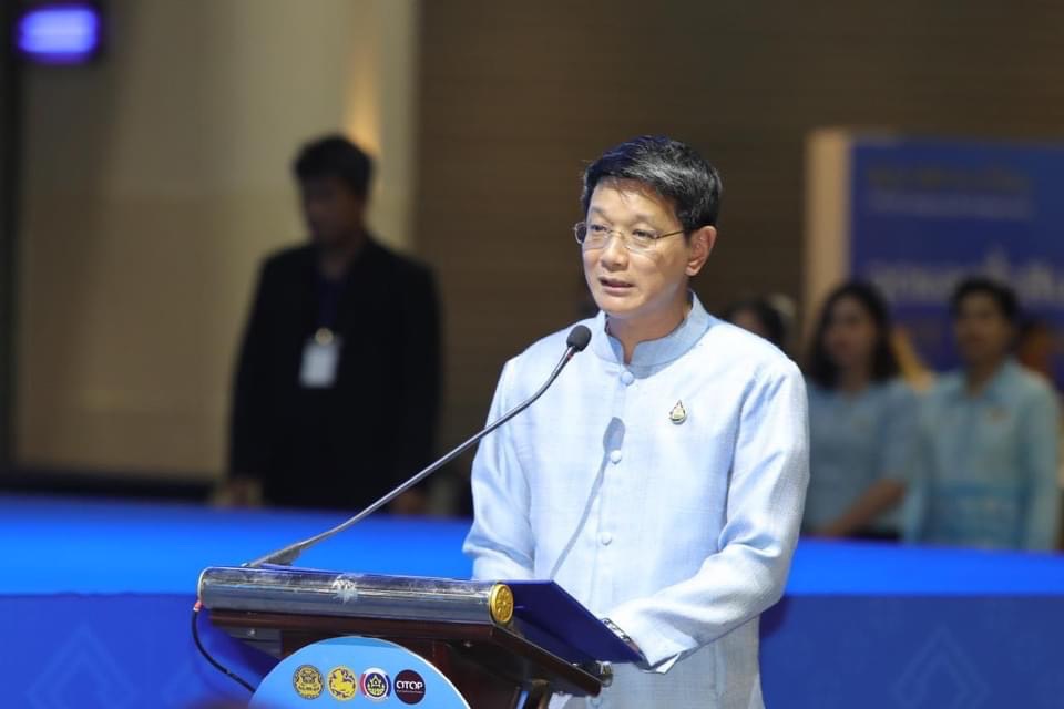 “พช.ฉะเชิงเทรา ร่วมโครงการส่งเสริมและพัฒนาอาชีพ ประจำปีงบประมาณ พ.ศ.2567 (กิจกรรมถอดบทเรียนความสำเร็จการขับเคลื่อนการขจัดความยากจนขององค์กรสตรี)“