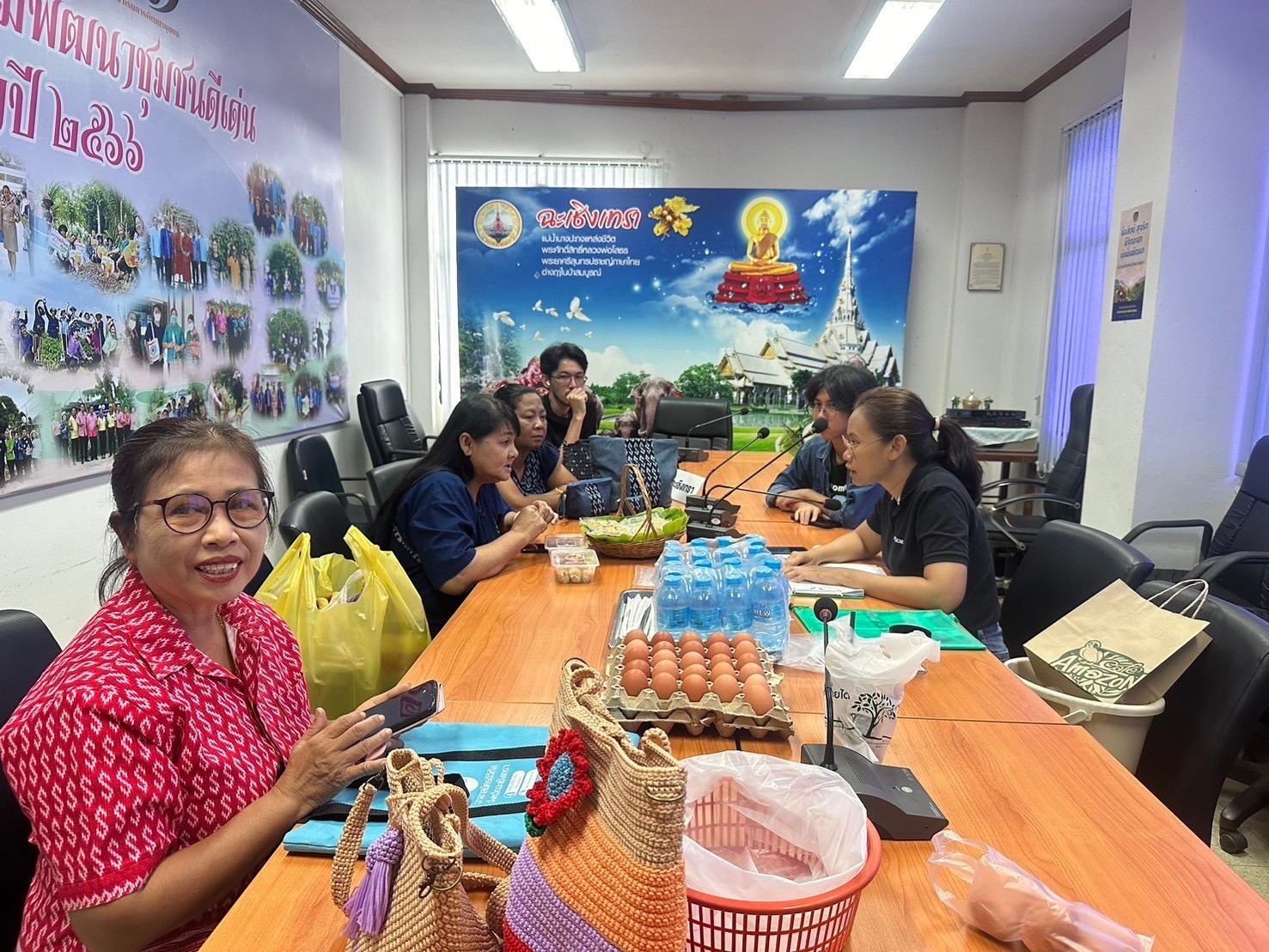 พช. ฉะเชิงเทรา ติดตามความก้าวหน้าโครงการพัฒนาผลิตภัณฑ์ OTOP กลุ่มปรับตัวสู่การพัฒนา (Quadrant D) ให้มีคุณภาพมาตรฐาน