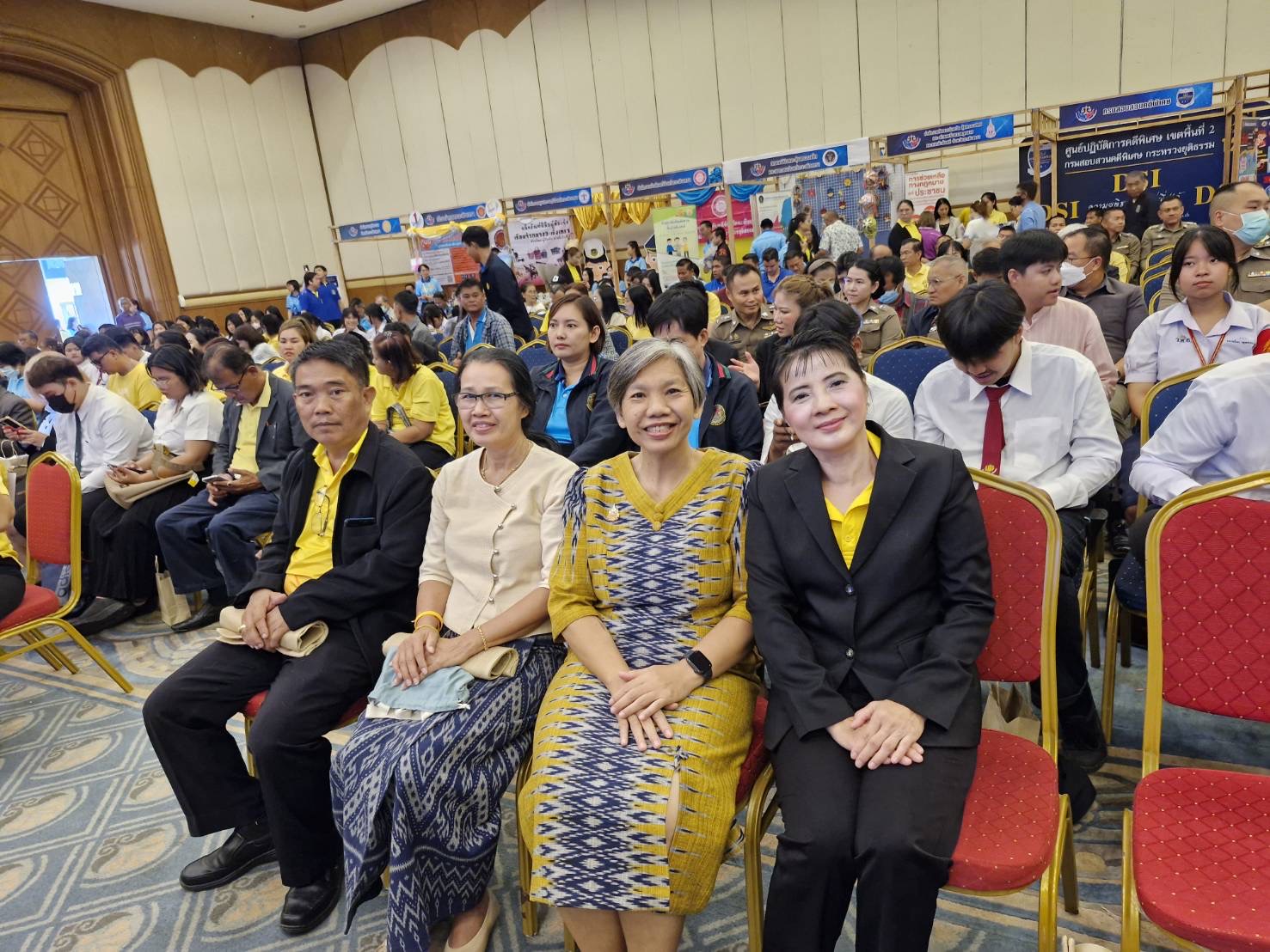 พช. ฉะเชิงเทรา ร่วม “มหกรรมแก้หนี้ สร้างวิถีแห่งความเป็นธรรม” จังหวัดฉะเชิงเพรา