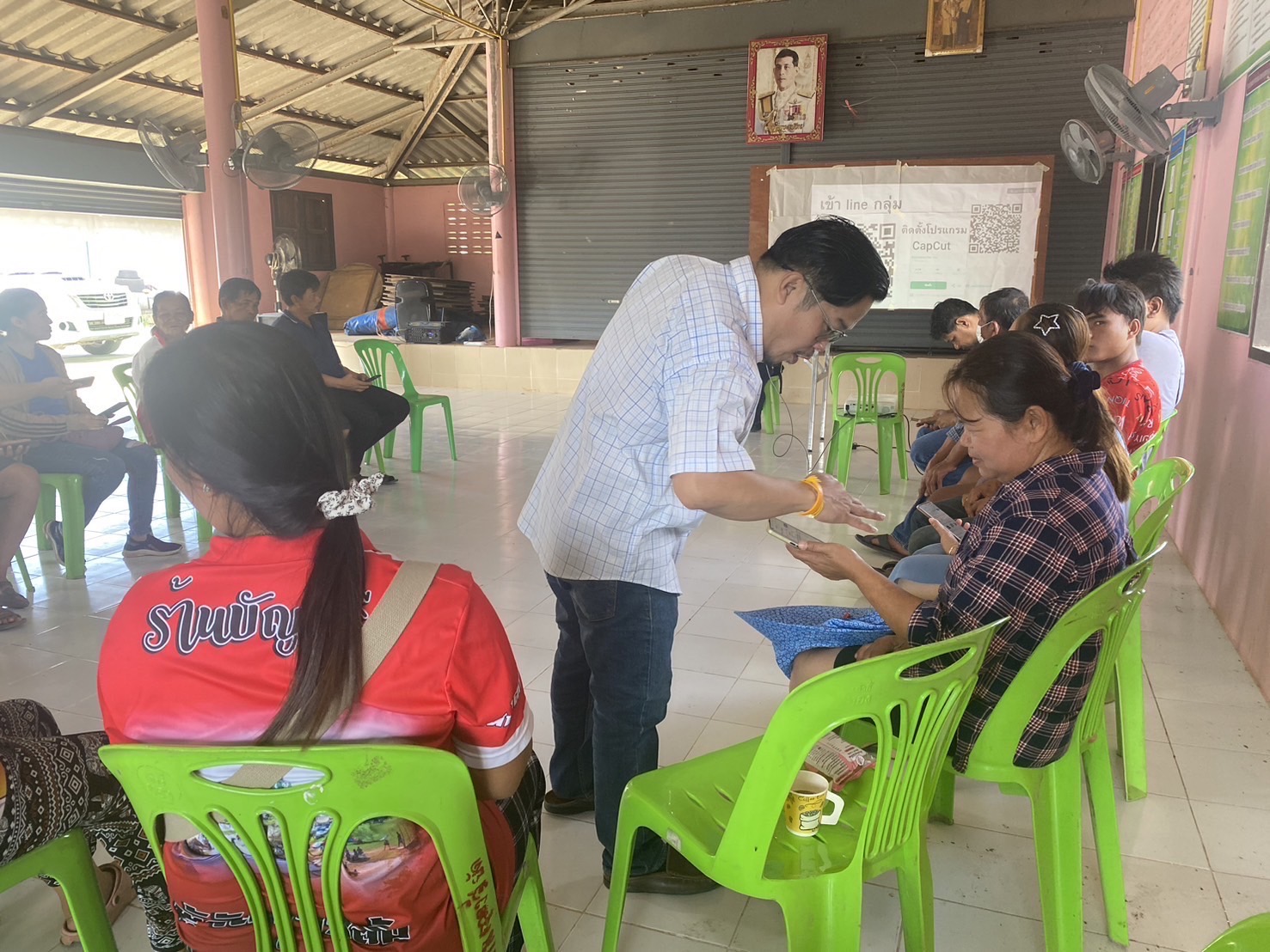 พช. ฉะเชิงเทรา บรรยาย การสร้างสื่อออนไลน์ เพื่อประชาสัมพันธ์แหล่งท่องเที่ยว ตามโครงการ๙;๑๐ ปฏิบัติบูชา “สืบสาน รักษา ต่อยอด” เพื่อพัฒนาชุมชน ประจำปิ ๒๕๖๗ “ท่องเที่ยวสุขใจ ธารน้ำไหลคลองสียัด”