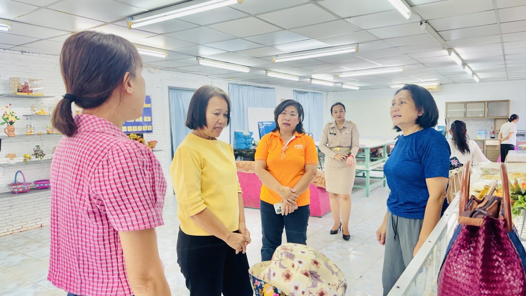 พช.ฉะเชิงเทรา ติดตาม สนับสนุนการดำเนินงานตามโครงการพัฒนาศักยภาพผู้ประกอบการสู่ยุค 4.0 กิจกรรมติดตามสนับสนุนการนำความรู้ไปประยุกต์ใช้ในการเพิ่มช่องทางการจำหน่าย