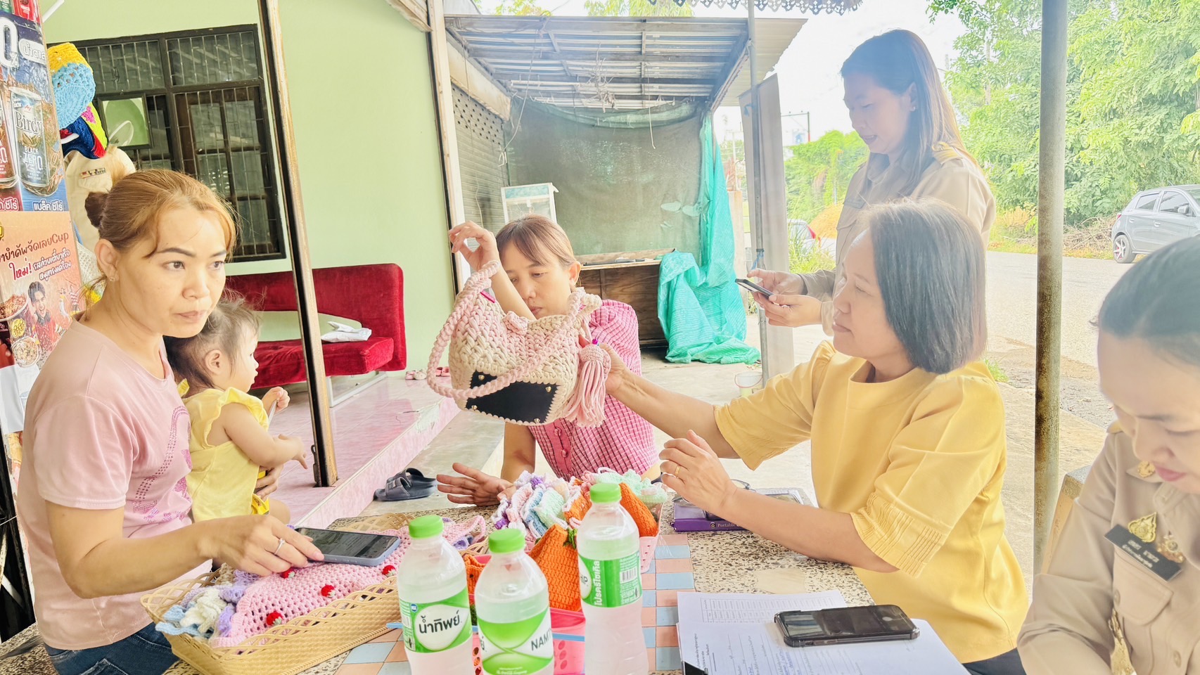 พช.ฉะเชิงเทรา ติดตาม สนับสนุนการดำเนินงานตามโครงการพัฒนาศักยภาพผู้ประกอบการสู่ยุค 4.0 กิจกรรมติดตามสนับสนุนการนำความรู้ไปประยุกต์ใช้ในการเพิ่มช่องทางการจำหน่าย