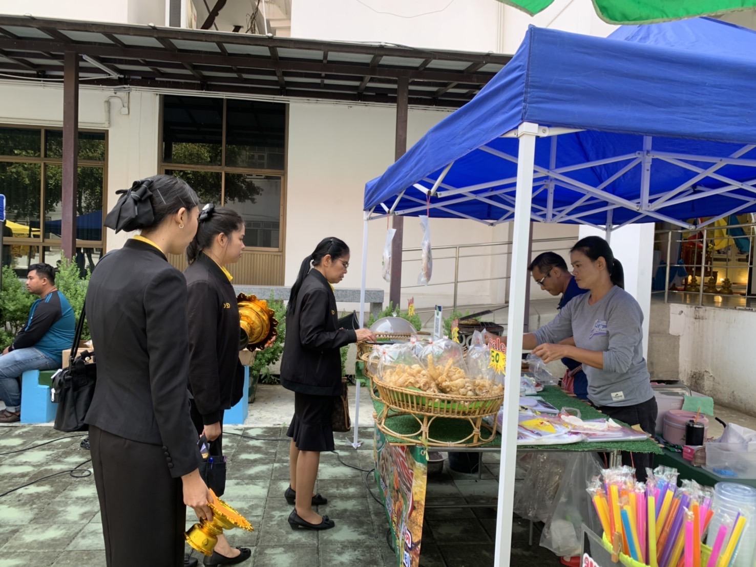 พช. ฉะเชิงเทรา ดำเนินกิจกรรมตลาดกลางลาน@ศาลากลาง8ริ้ว