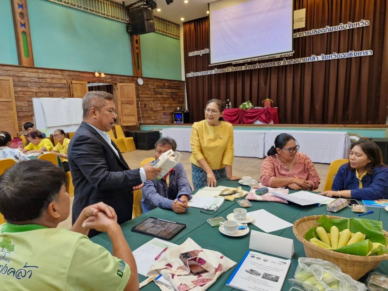 พช.ฉะเชิงเทรา จัดการประชุมเชิงปฏิบัติการส่งเสริมการสร้างรายได้จากกิจการอาหารปลอดภัยระดับจังหวัด วันที่ 21สิงหาคม 2567 ณ ห้องบางตลาด โรงแรม ที วินเทจ ตำบลท่าทองหลาง อำเภอบางคล้า จังหวัดฉะเชิงเทรา