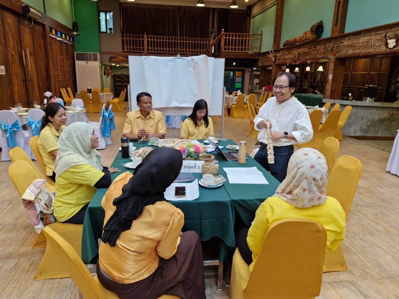 พช.ฉะเชิงเทรา จัดการประชุมเชิงปฏิบัติการส่งเสริมการสร้างรายได้จากกิจการอาหารปลอดภัยระดับจังหวัด วันที่ 21สิงหาคม 2567 ณ ห้องบางตลาด โรงแรม ที วินเทจ ตำบลท่าทองหลาง อำเภอบางคล้า จังหวัดฉะเชิงเทรา