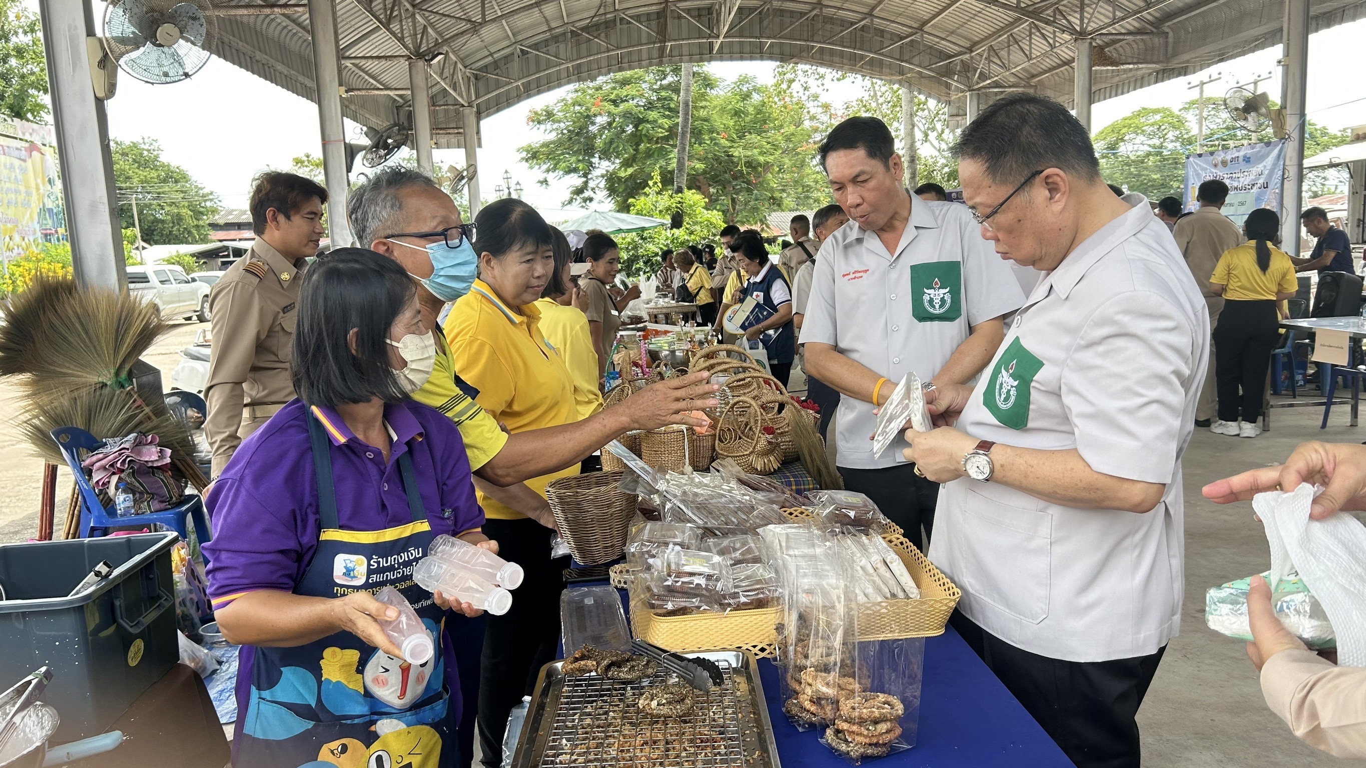 พช. ฉะเชิงเทรา ร่วมโครงการ “จังหวัดฉะเชิงเทรา บำบัดทุกข์ บำรุงสุข สร้างรอยยิ้มให้ประชาชน” ประจำปีงบประมาณ พ.ศ. 2567