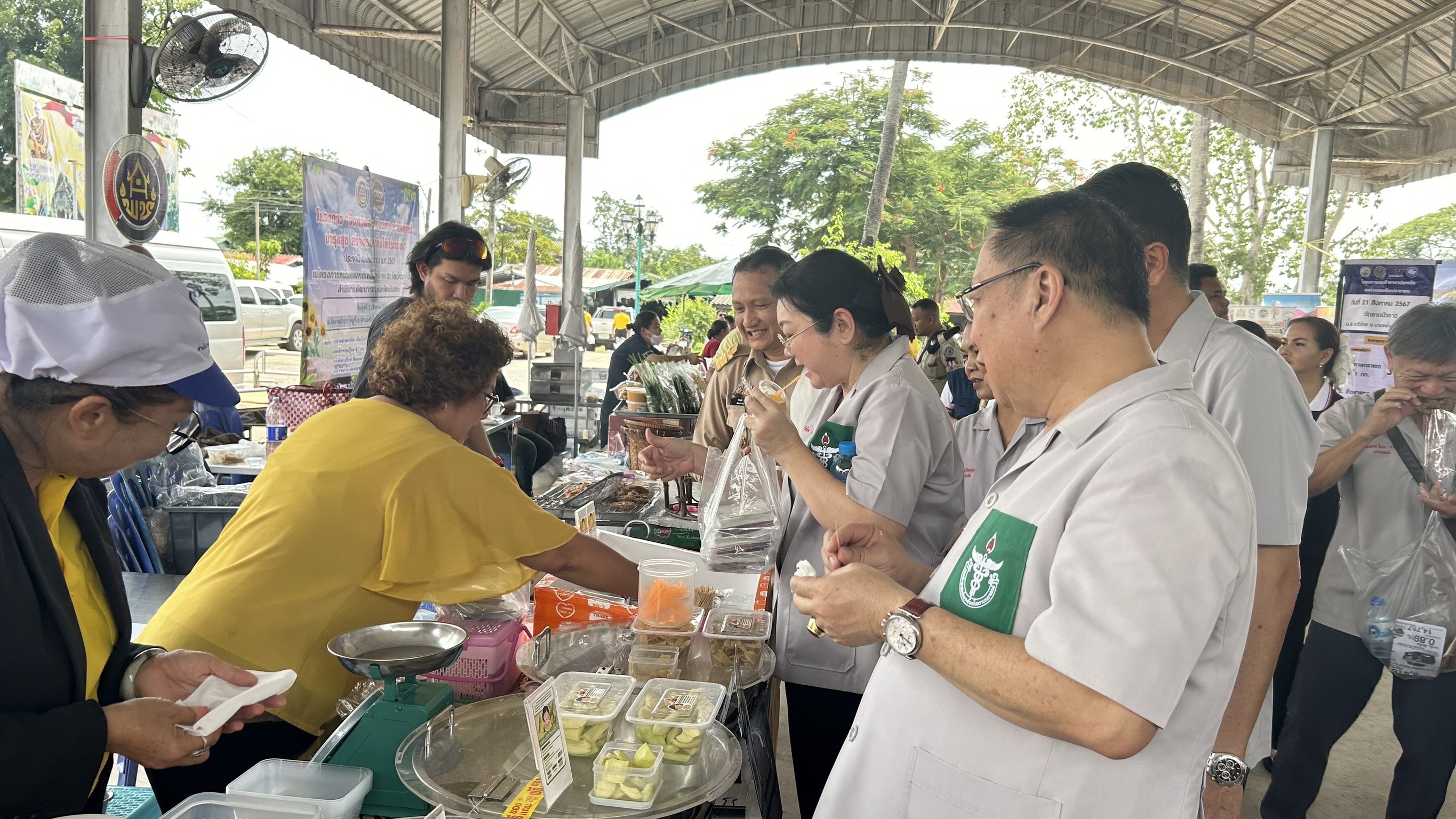 พช. ฉะเชิงเทรา ร่วมโครงการ “จังหวัดฉะเชิงเทรา บำบัดทุกข์ บำรุงสุข สร้างรอยยิ้มให้ประชาชน” ประจำปีงบประมาณ พ.ศ. 2567
