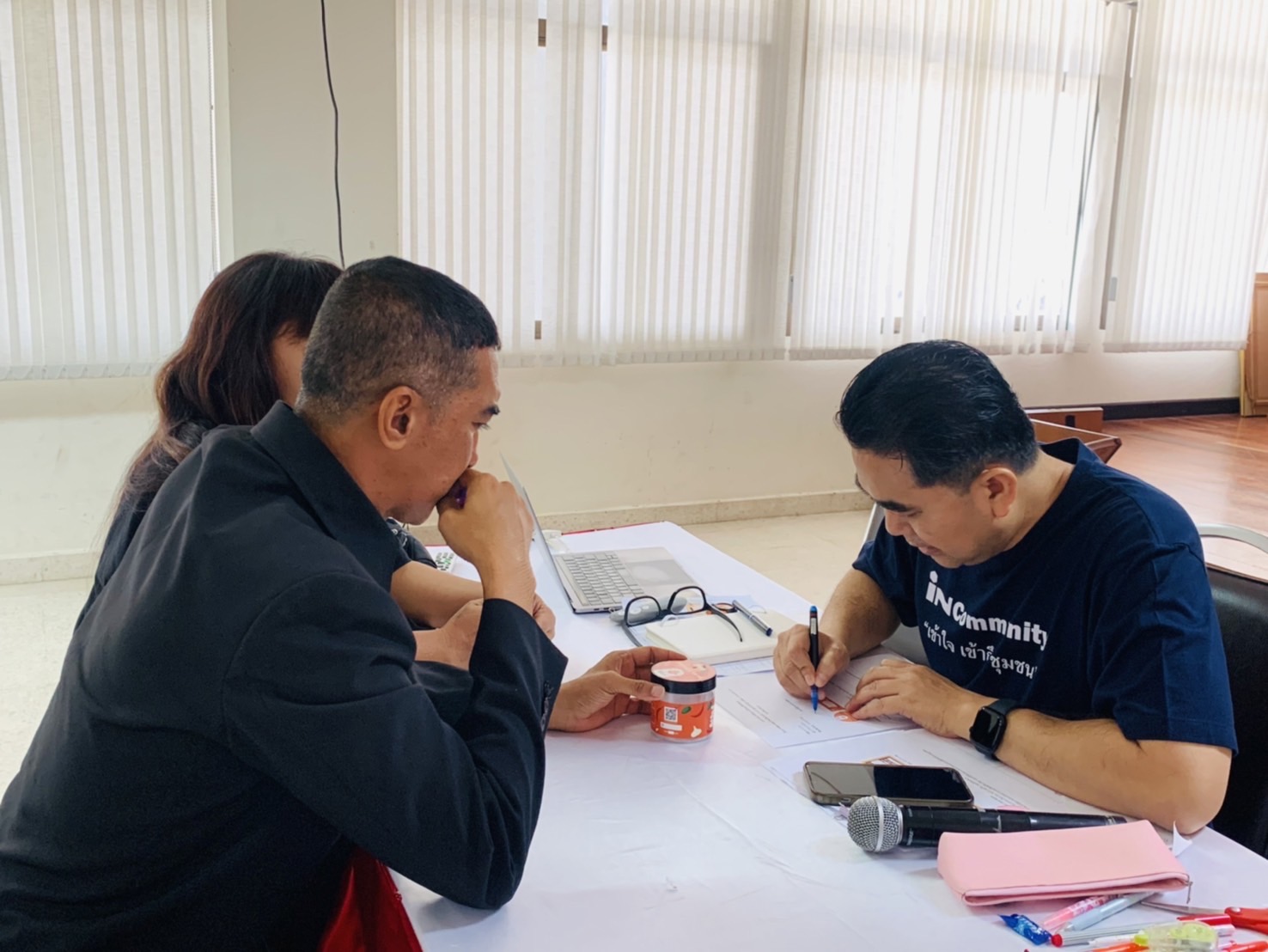 พช. ฉะเชิงเทรา ดำเนินโครงการพัฒนาผลิตภัณฑ์ OTOP กลุ่มปรับตัวสู่การพัฒนา (Quadrant D) กิจกรรมติดตามความก้าวหน้าในครั้งที่ 2 ในการพัฒนาผลิตภัณฑ์และบรรจุภัณฑ์ และเตรียมความพร้อมการจัดกิจกรรมทดสอบตลาด