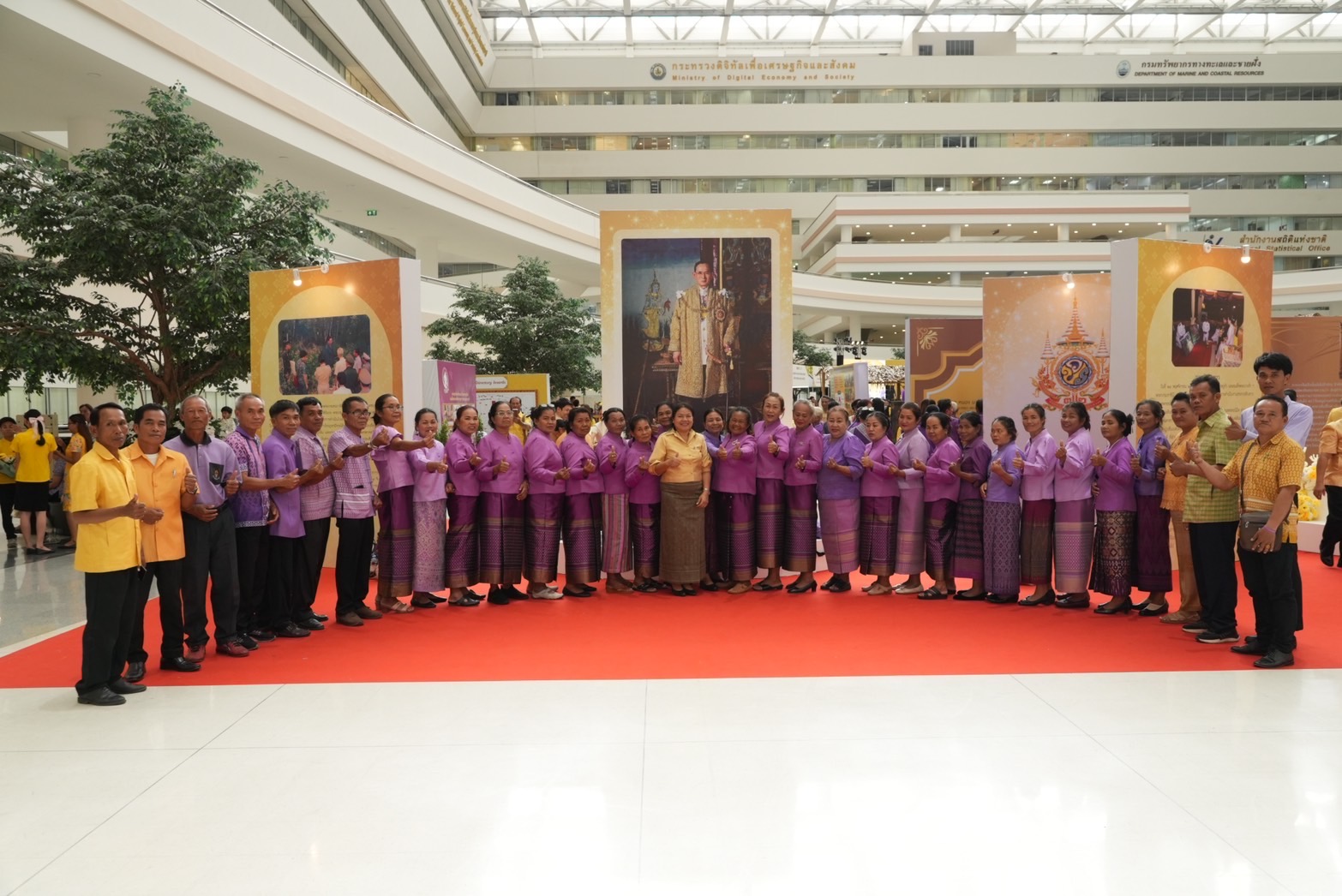 พช. ฉะเชิงเทรา ร่วมงาน “วันพัฒนาชุมชน” (CD Day 2024) “เศรษฐกิจฐานรากมั่นคง ชุมชนเข้มแข็งอย่างยั่งยืน”