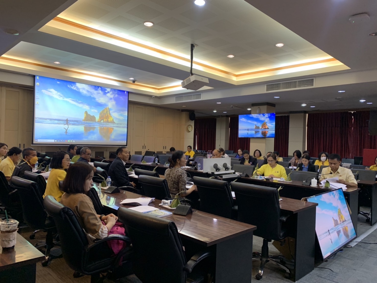 พช. ฉะเชิงเทรา จัดประชุมคณะกรรมการและคณะทำงานดำเนินการคัดสรรสุดยอดหนึ่งตำบล หนึ่งผลิตภัณฑ์ไทย ปี พ.ศ.2567 (OTOP Product Champion : OPC) จังหวัดฉะเชิงเทรา