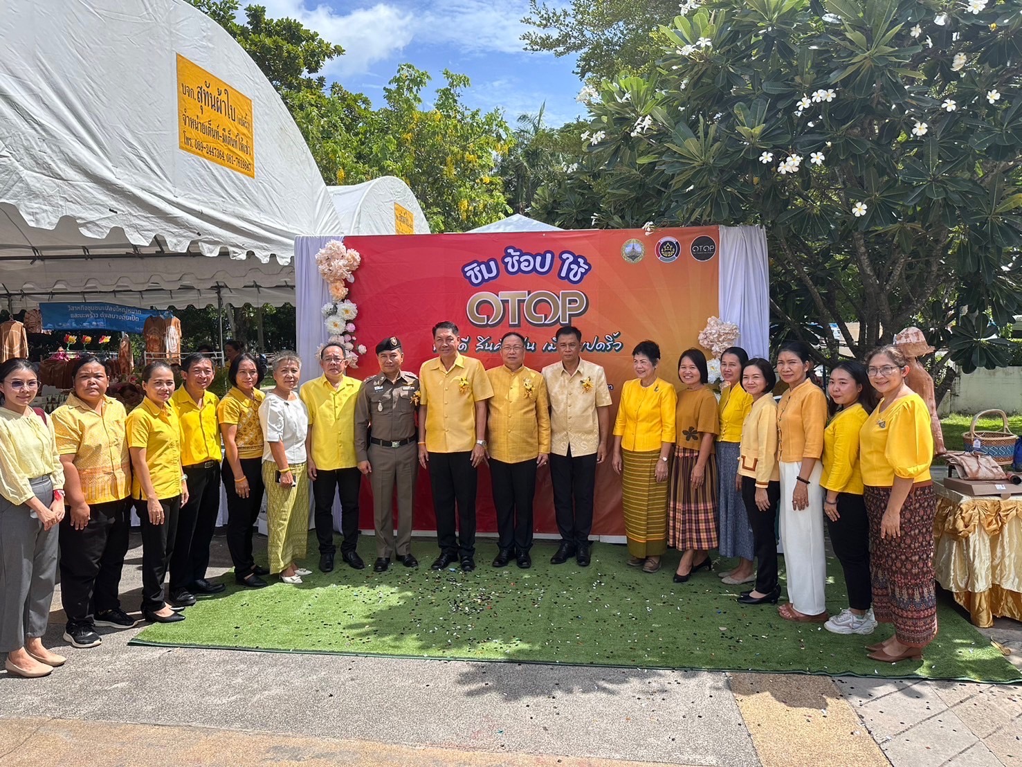 พช. ฉะเชิงเทรา จัดพิธีเปิดกิจกรรมทดสอบตลาด ภายใต้โครงการส่งเสริมกระบวนการเครือข่ายองค์ความรู้ (Knowledge – Based OTOP : KBO) โครงการพัฒนาผลิตภัณฑ์ OTOP กลุ่มปรับตัวสู่การพัฒนา (Quadrant D) ให้มีคุณภาพมาตรฐาน