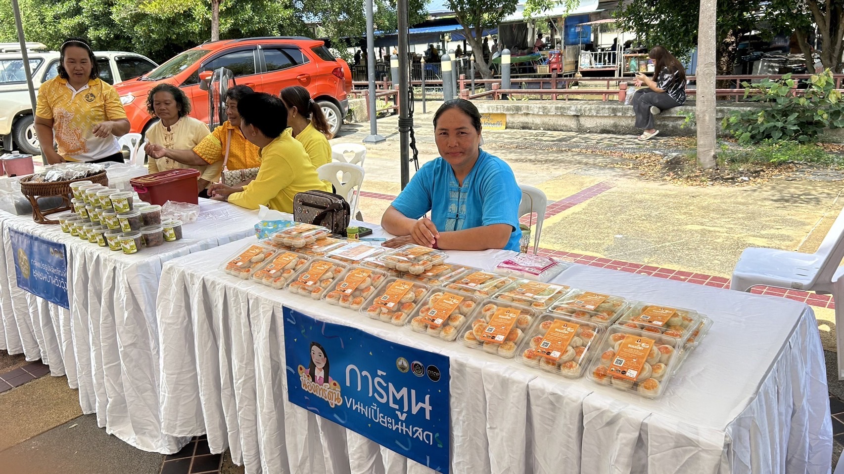 พช. ฉะเชิงเทรา จัดพิธีเปิดกิจกรรมทดสอบตลาด ภายใต้โครงการส่งเสริมกระบวนการเครือข่ายองค์ความรู้ (Knowledge – Based OTOP : KBO) โครงการพัฒนาผลิตภัณฑ์ OTOP กลุ่มปรับตัวสู่การพัฒนา (Quadrant D) ให้มีคุณภาพมาตรฐาน