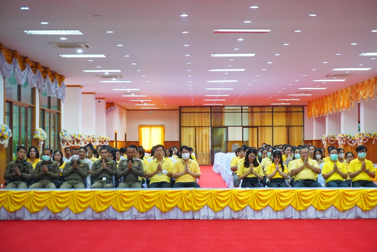 พช. ฉะเชิงเทรา ร่วมพิธีเจริญพระพุทธมนต์ เจริญจิตภาวนา เฉลิมพระเกียรติถวายพระพรชัยมงคลแด่ พระบาทสมเด็จพระเจ้าอยู่หัว และพระบรมวงศานุวงศ์ทุกพระองค์ เนื่องในโอกาสวันมหามงคลเฉลิมพระชนมพรรษา 6 รอบ 28 กรกฎาคม 2567