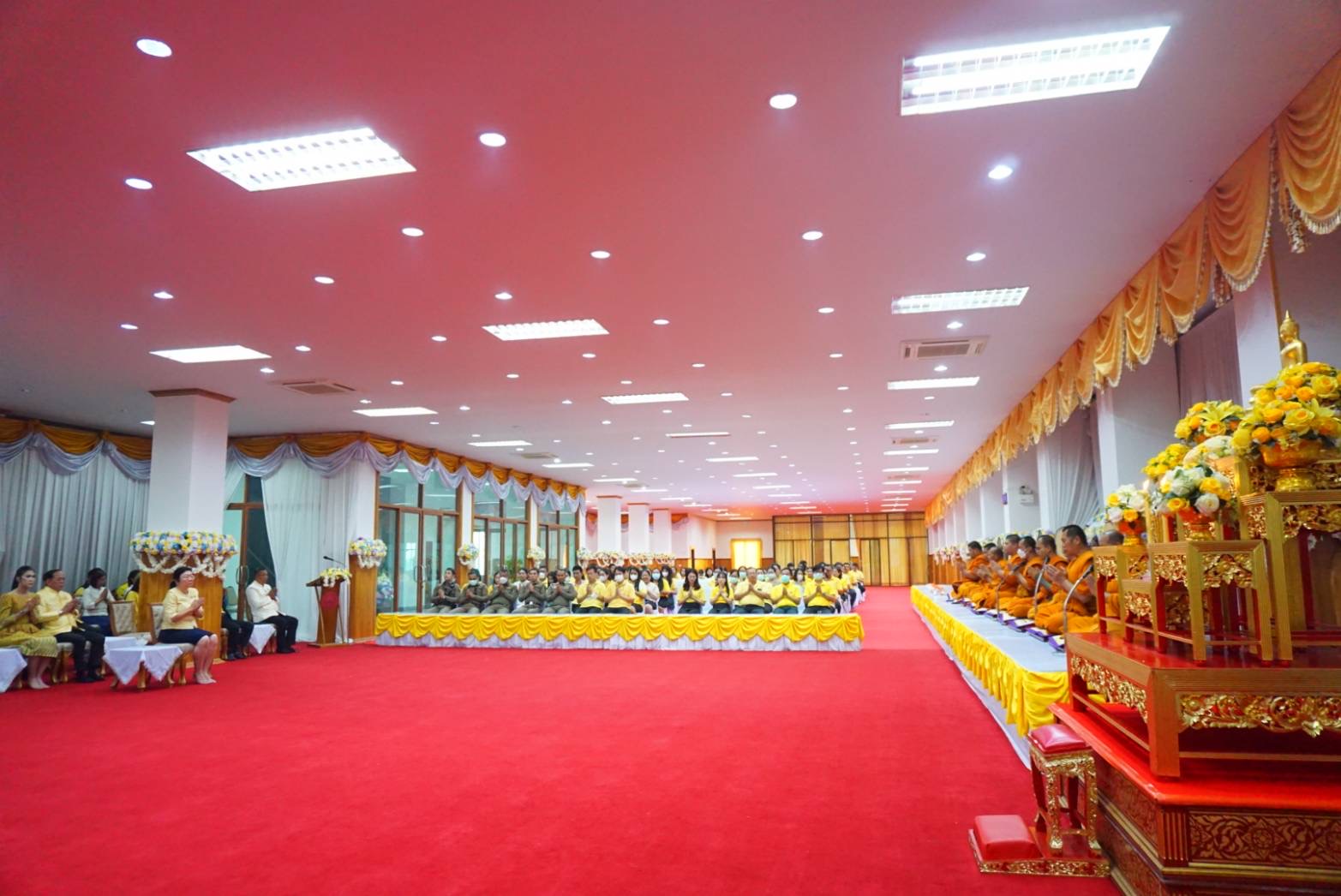 พช. ฉะเชิงเทรา ร่วมพิธีเจริญพระพุทธมนต์ เจริญจิตภาวนา เฉลิมพระเกียรติถวายพระพรชัยมงคลแด่ พระบาทสมเด็จพระเจ้าอยู่หัว และพระบรมวงศานุวงศ์ทุกพระองค์ เนื่องในโอกาสวันมหามงคลเฉลิมพระชนมพรรษา 6 รอบ 28 กรกฎาคม 2567