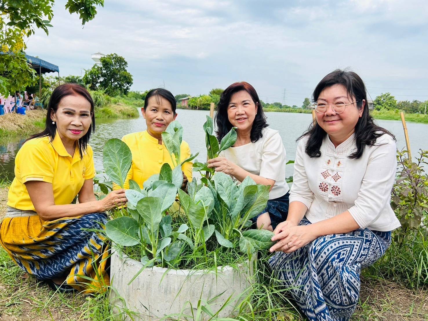 💥 พช. ฉะเชิงเทรา จัด KICK OFF โครงการและเปิดป้าย “เส้นทางนี้มีผล ผู้คนรักกัน ปันสุข”