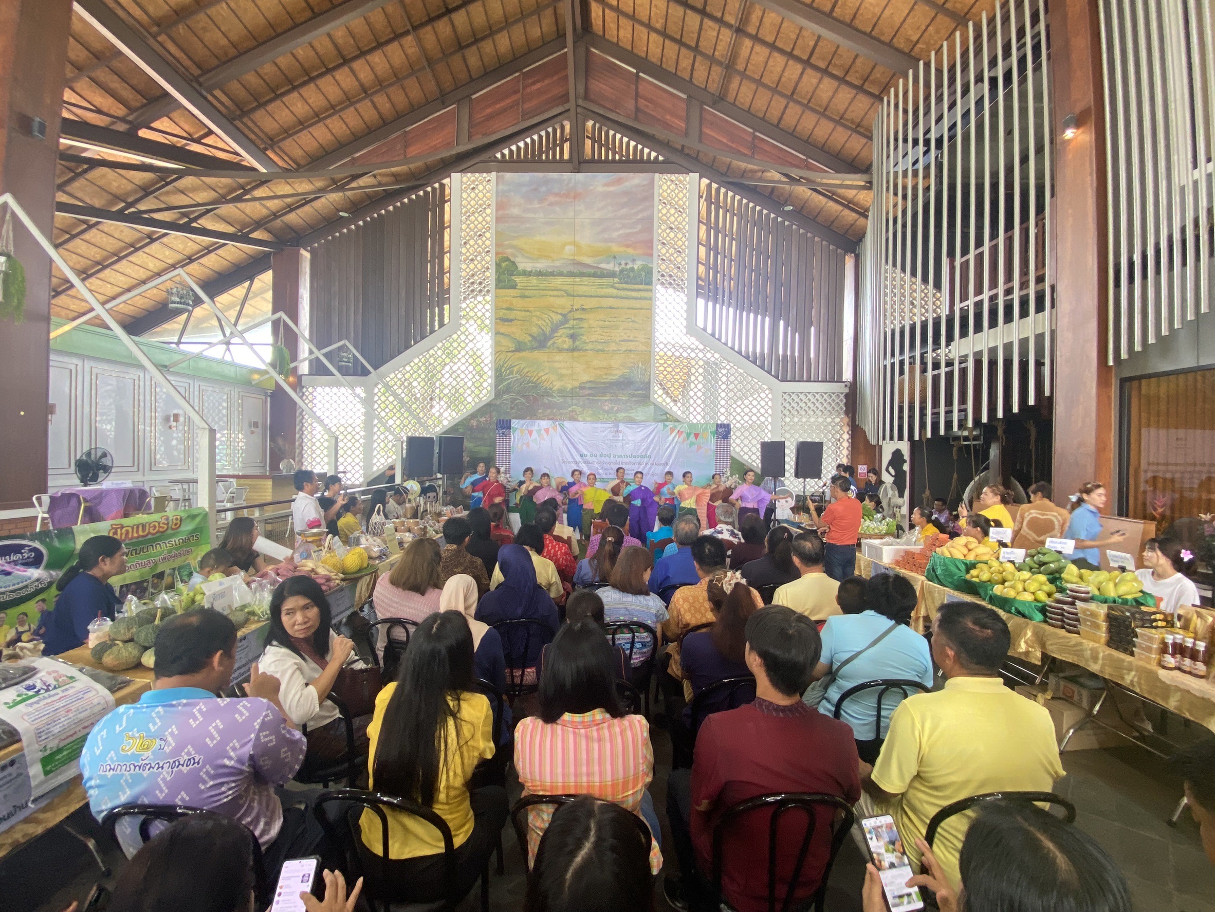 จังหวัดฉะเชิงเทรา เปิดกิจกรรมเชื่อมโยงช่องทางการตลาด สร้างรายได้จากกิจการอาหารปลอดภัย