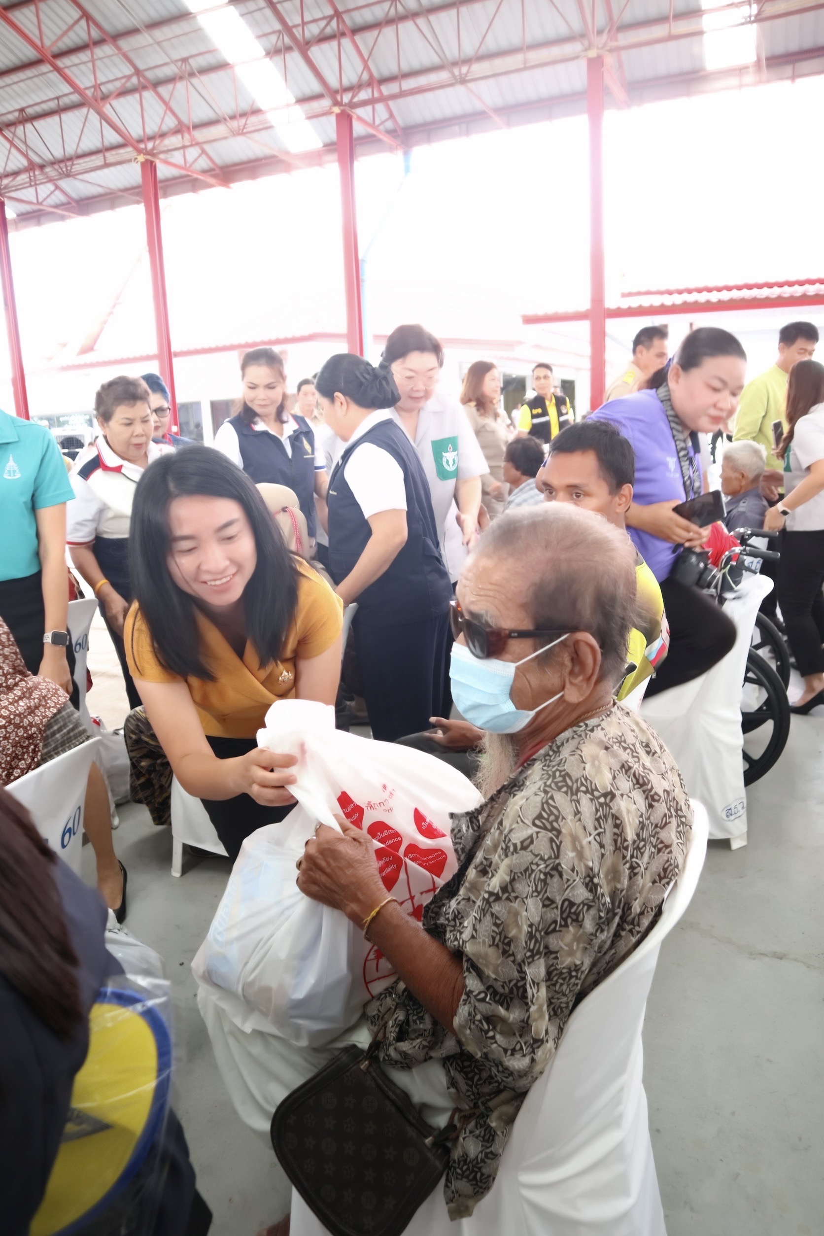 พช. ฉะเชิงเทรา ร่วมโครงการ “จังหวัดฉะเชิงเทรา บำบัดทุกข์ บำรุงสุข สร้างรอยยิ้มให้ประชาชน” ประจำปีงบประมาณ พ.ศ. 2567